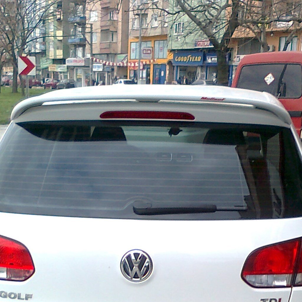 Volkswagen Golf 6 Cam Üstü Spoiler 2009-2012 Yılı ve Arasına Uyumludur
