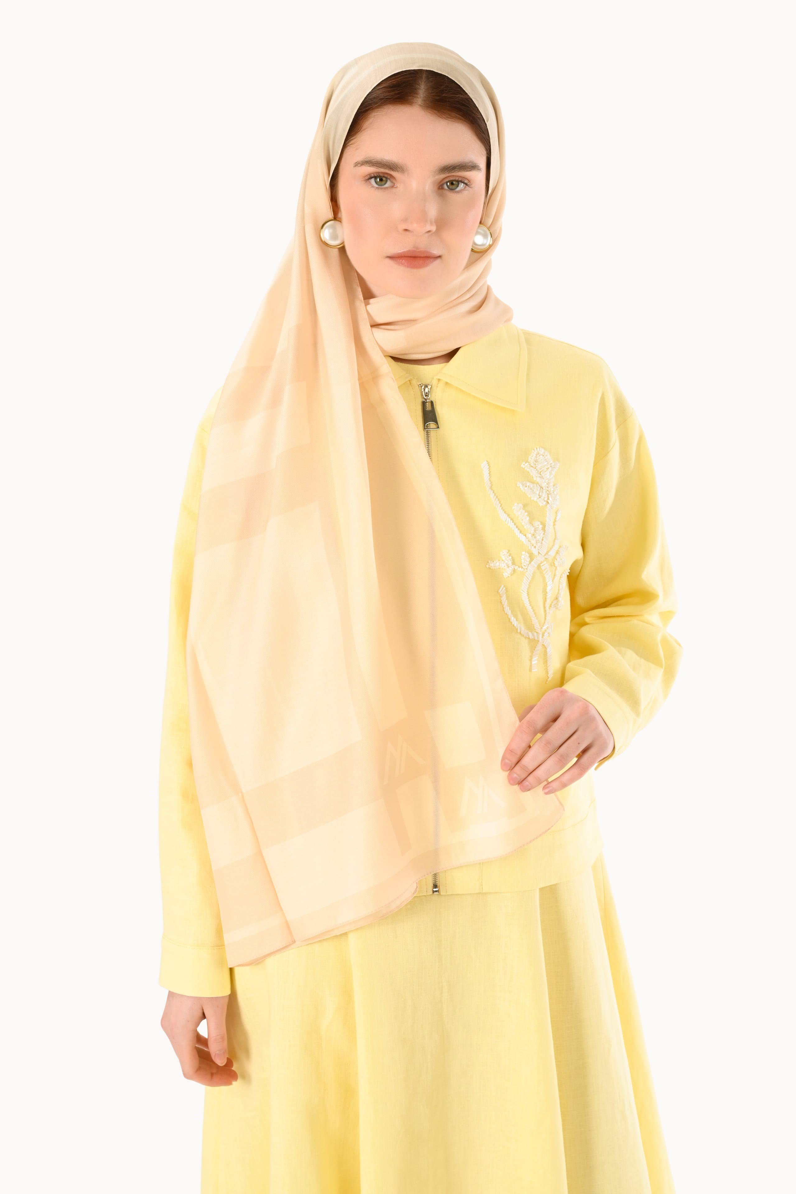 WENNORA NUR ŞAL