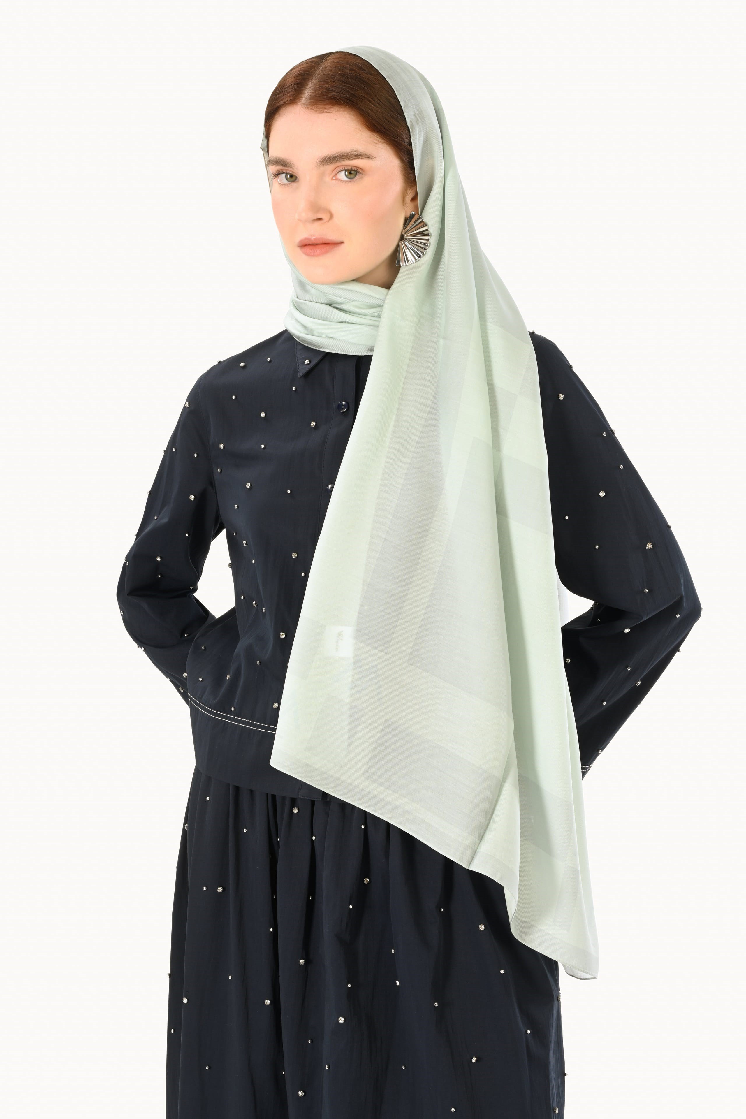 WENNORA NUR ŞAL