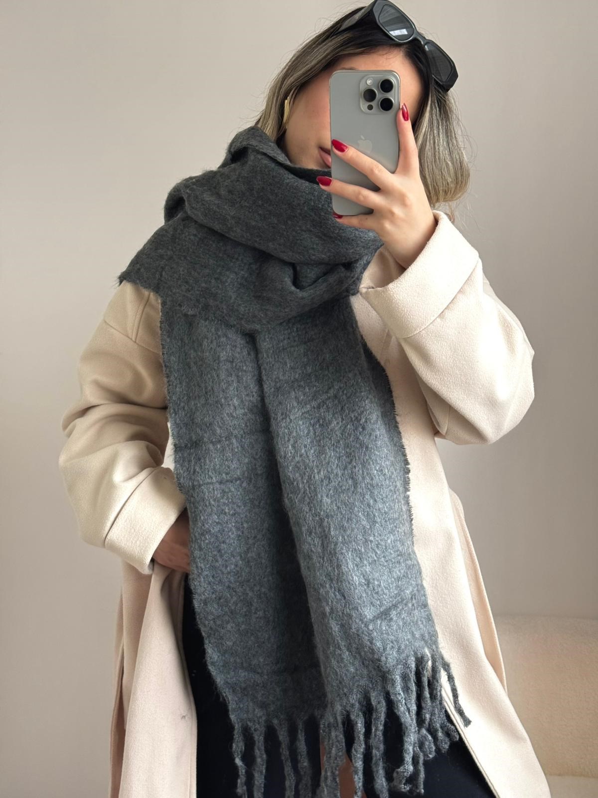 Yumuşak Dokulu Pinterest Atkı Gri