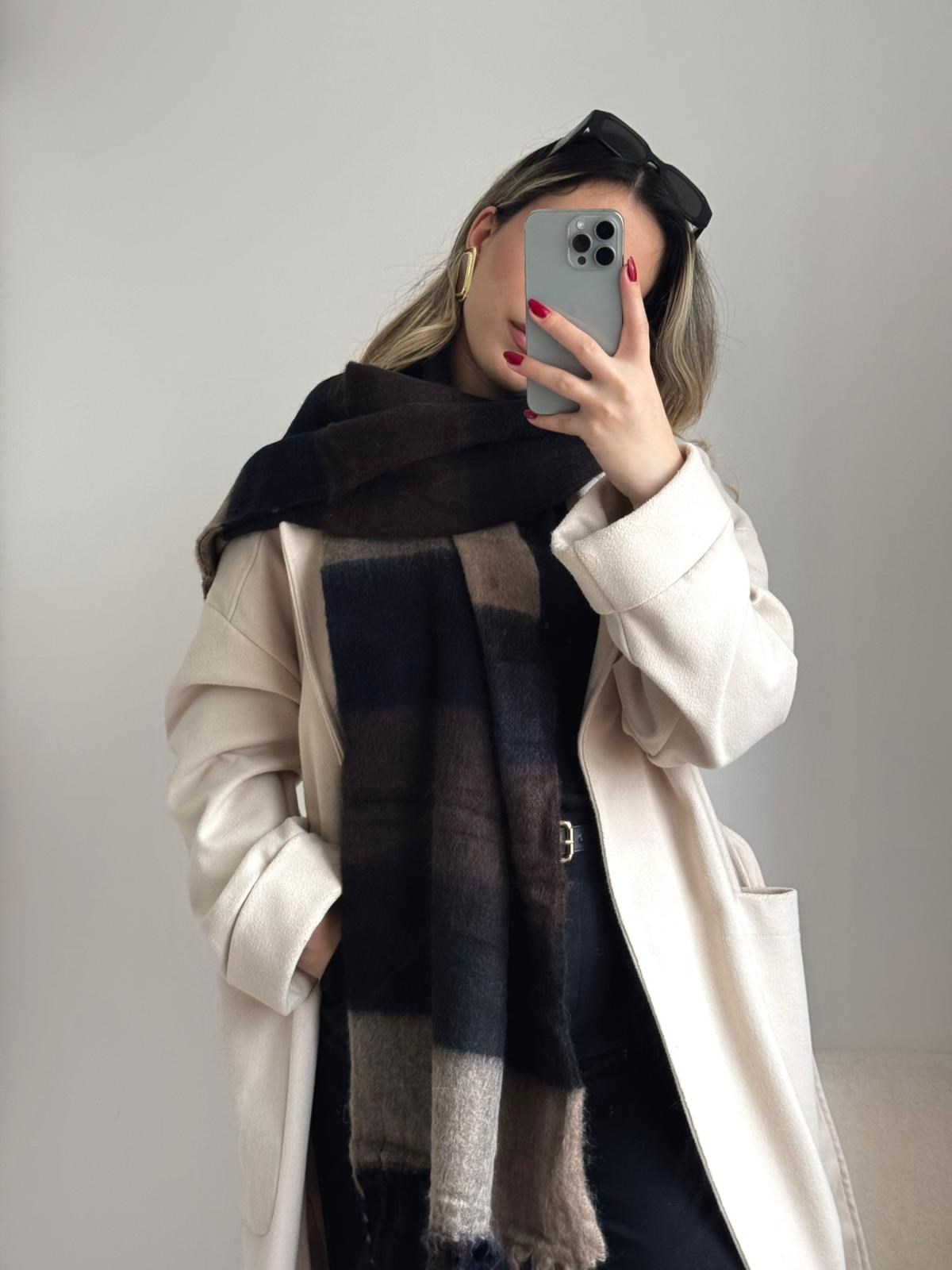 Yumuşak Dokulu Pinterest Atkı Üç Renkli