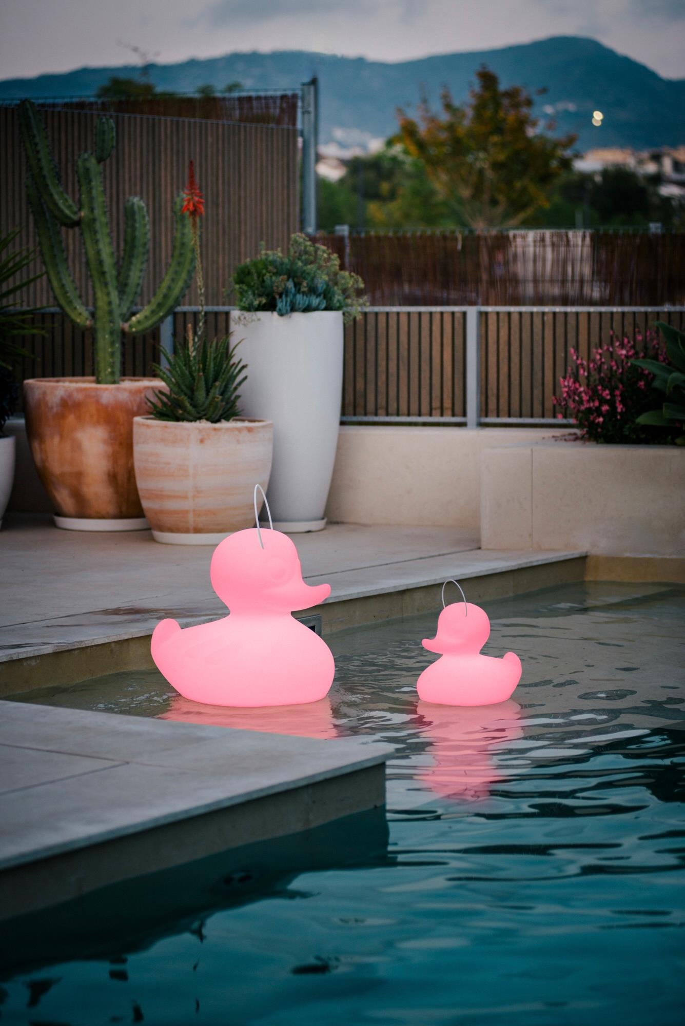 Goodnight Light The Duck Lamp (XL) Pembe
