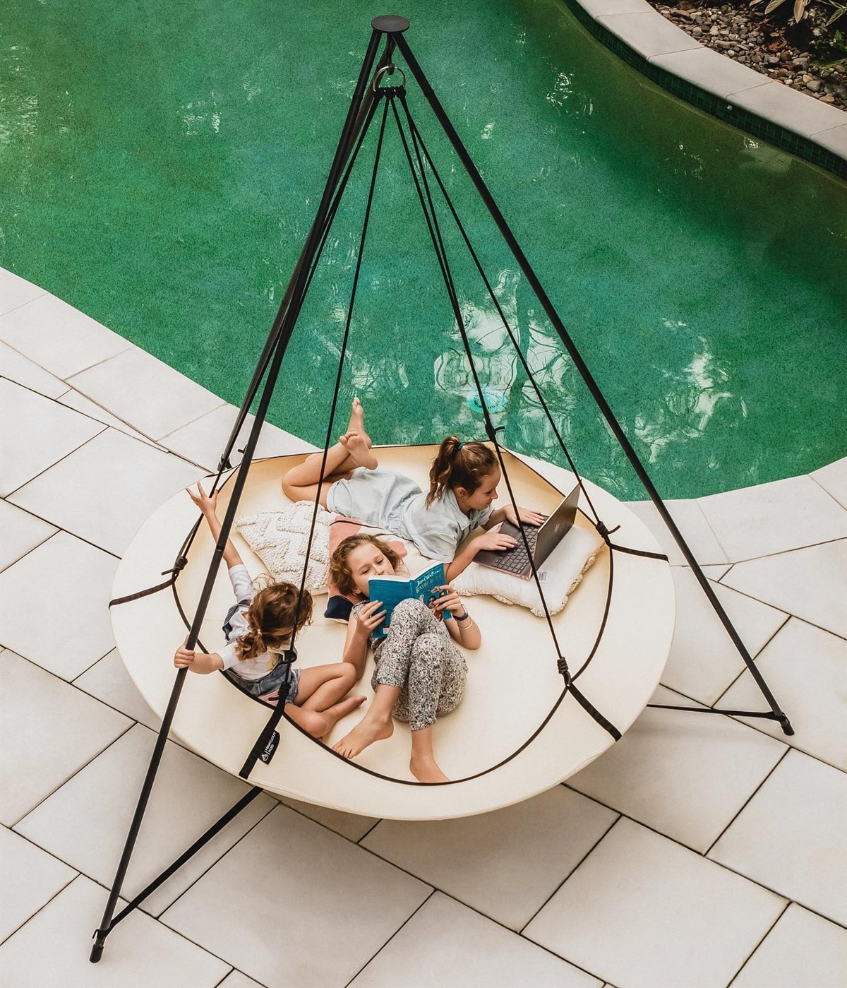 Hang Out Pod Set Krem