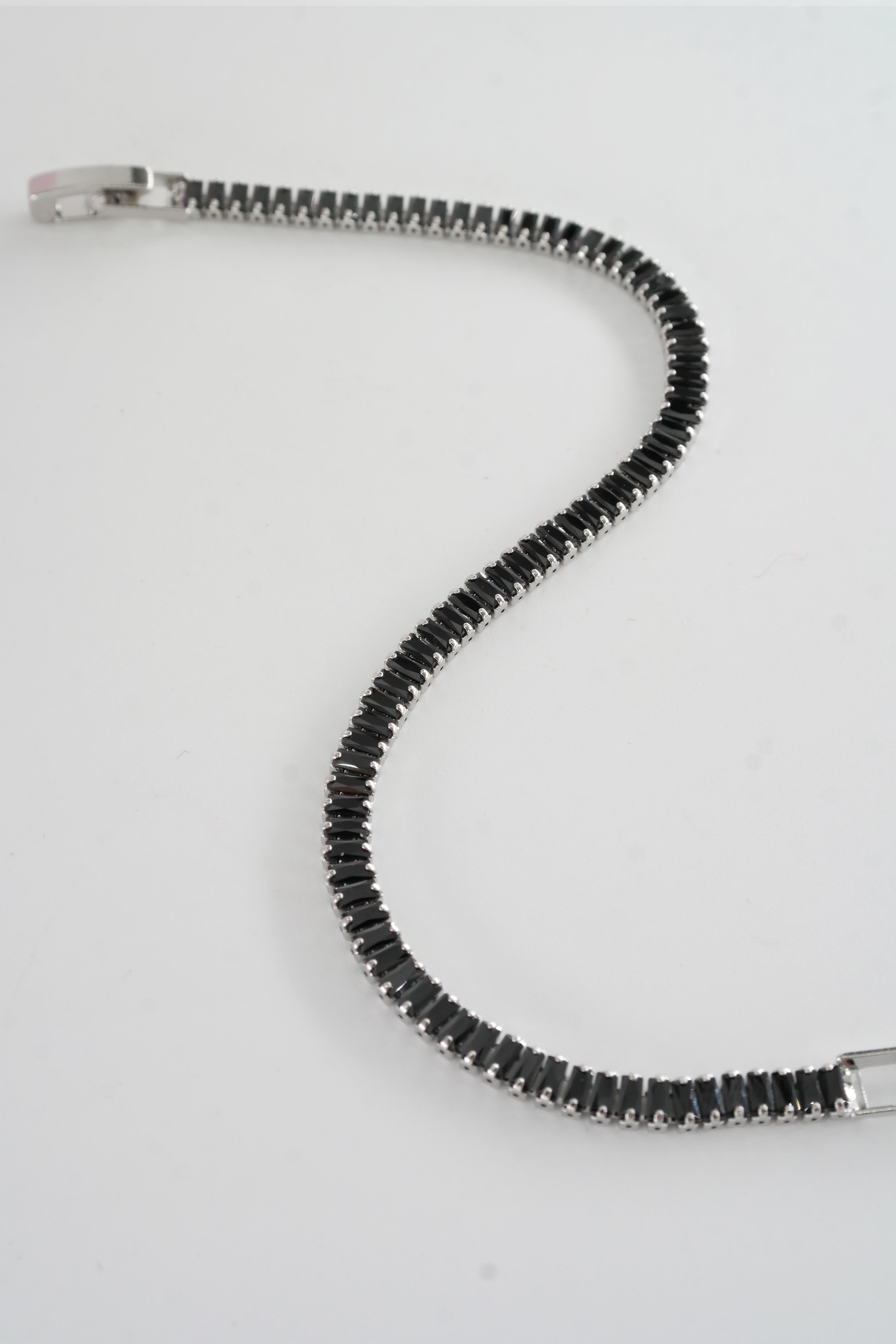 Kadın 316 L Çelik Vip Seri Antialerjik Baget Zirkon Taşlı Su Yolu Bileklik  Ölçüleri 17cm + 3 cm uzatma 5 MM Taş Boyutu