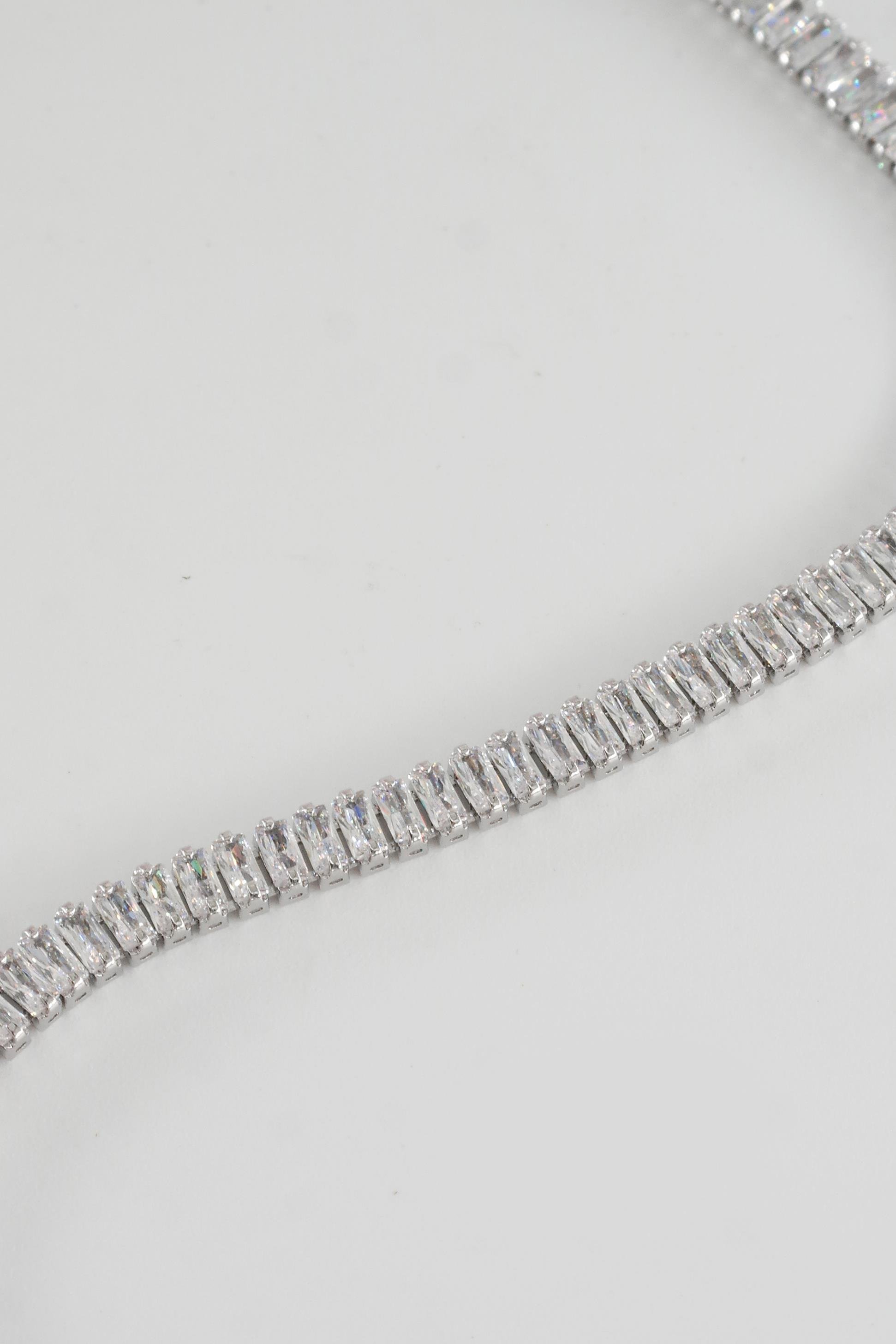 Kadın 316 L Çelik Vip Seri Antialerjik Baget Zirkon Taşlı Su Yolu Bileklik  Ölçüleri 17cm + 3 cm uzatma 5 MM Taş Boyutu