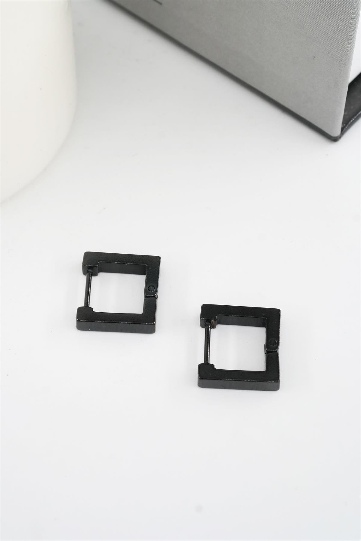 Kadın 316 L Paslanmaz Çelik 1.5 cm Kare Küpe