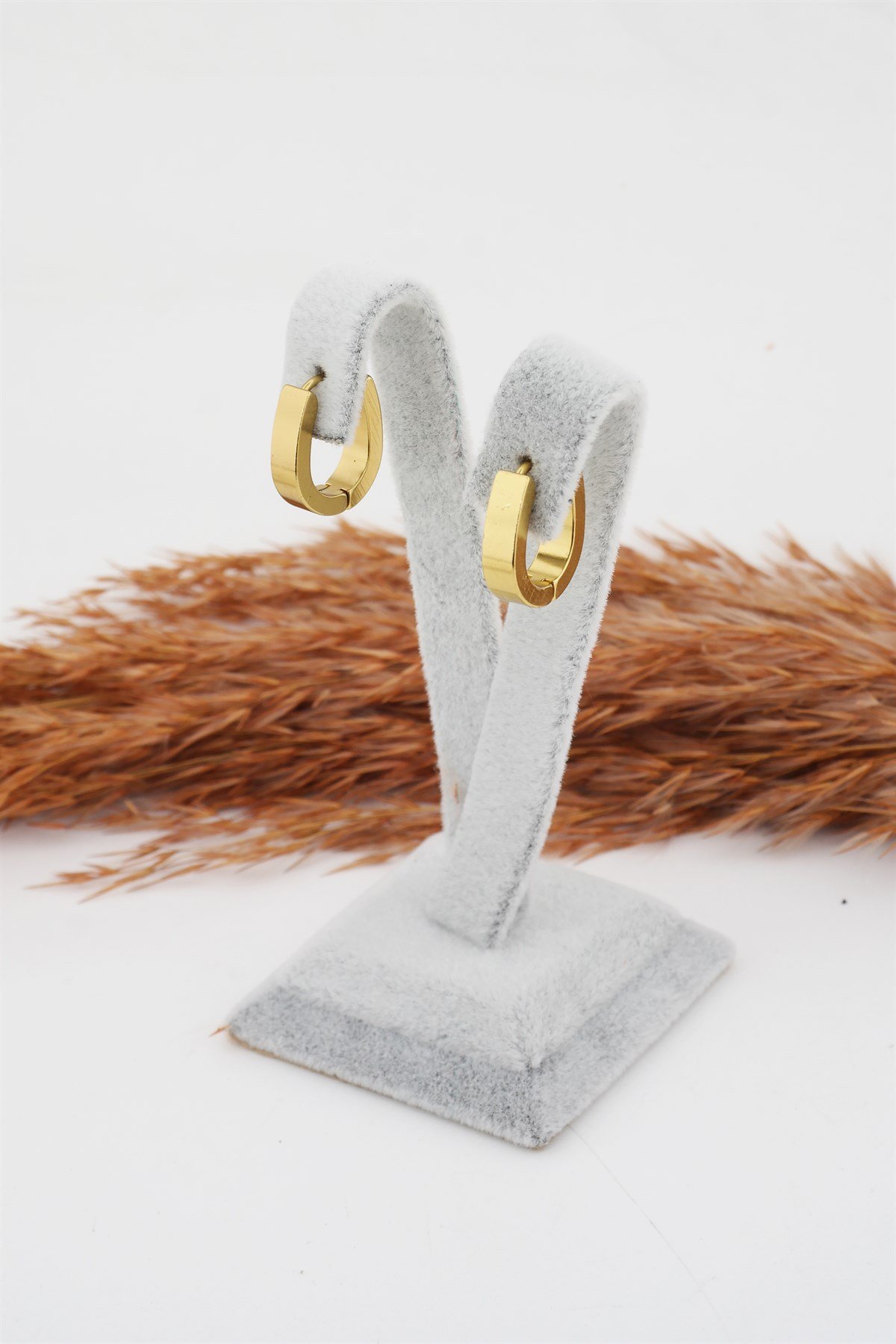 Kadın Çelik Basic Geometrik 1.5  cm Elips Moldel Klipsli Küpe