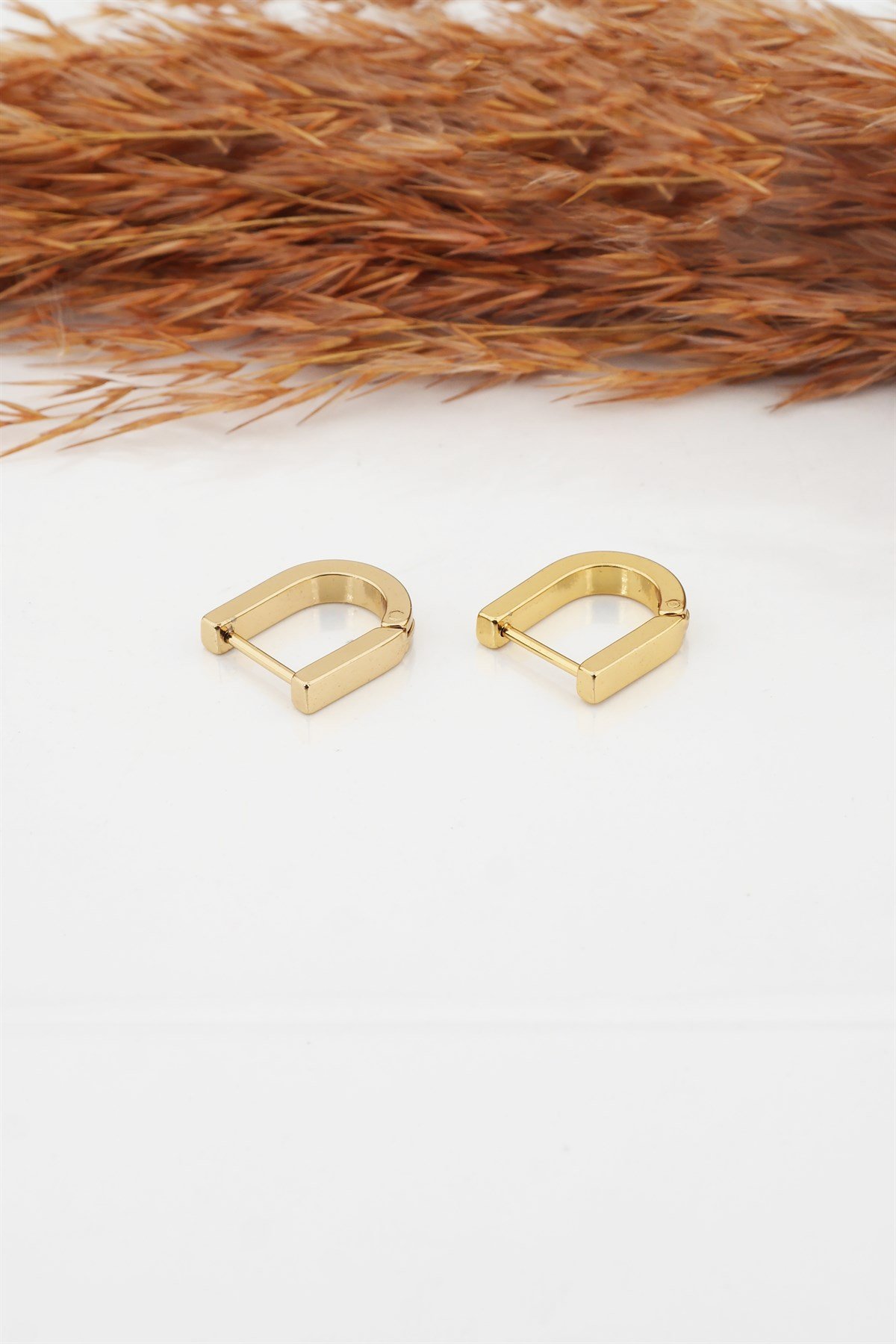 Kadın Çelik Basic Geometrik 1.5 cm U Model Klipsli Küpe