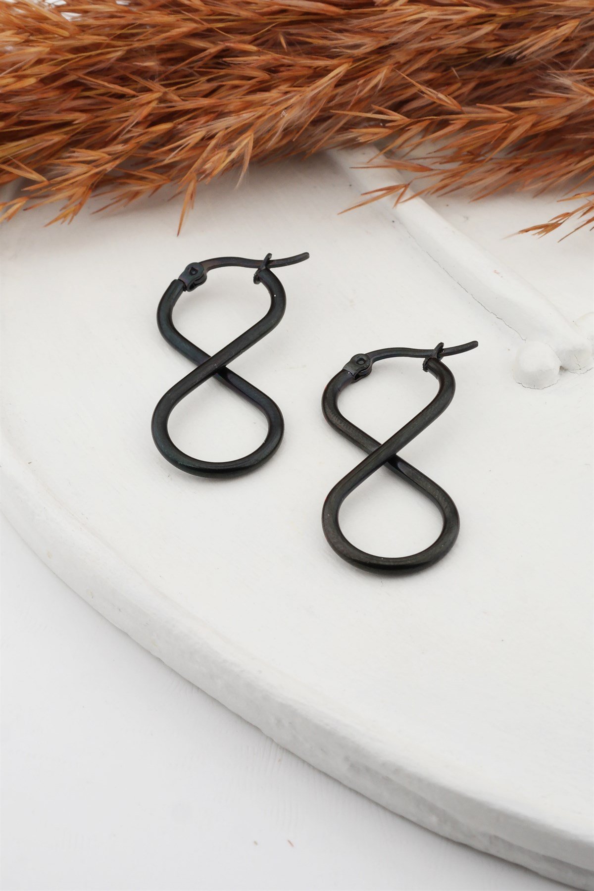 Kadın Çelik Basic Geometrik 3.5 cm Sonsuzluk Model Klipsli Küpe