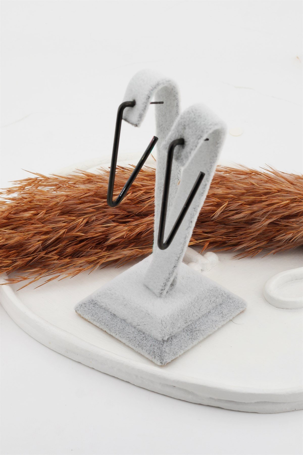 Kadın Çelik Basic Geometrik 4 cm V Model Küpe