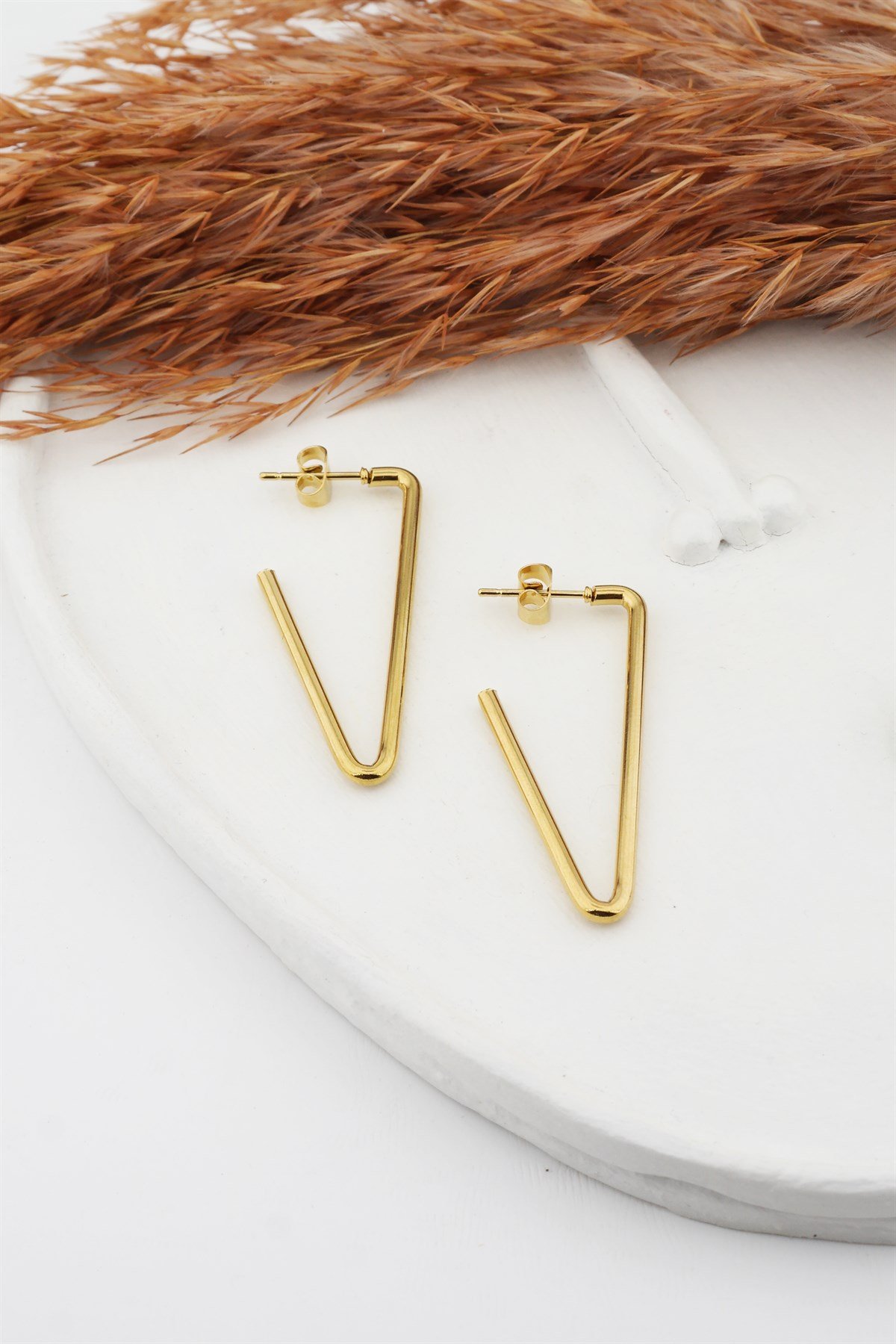 Kadın Çelik Basic Geometrik 4 cm V Model Küpe