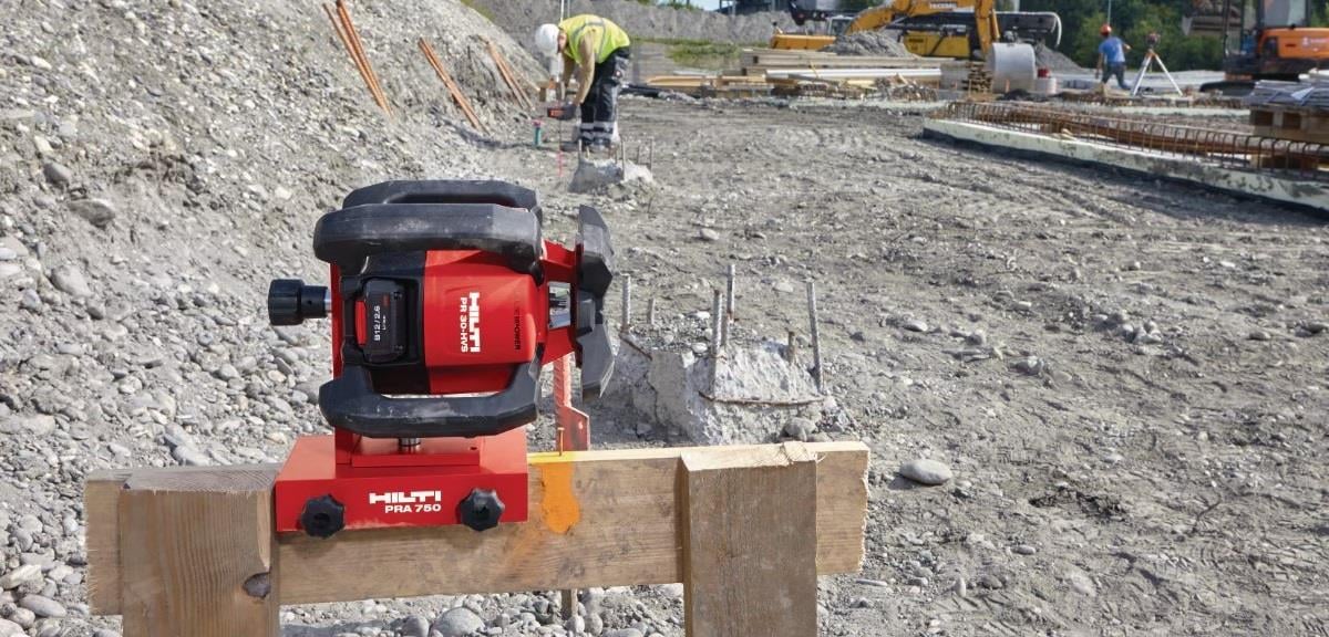 Hilti PR 30-HVS A12 Dış Mekan Eksenel Lazerli Terazi +Tripod +Mira Set