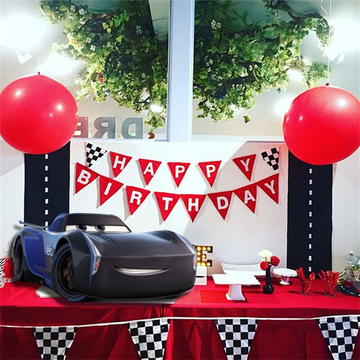 Cars Jackson Storm Masa Üstü Ayaklı Pano