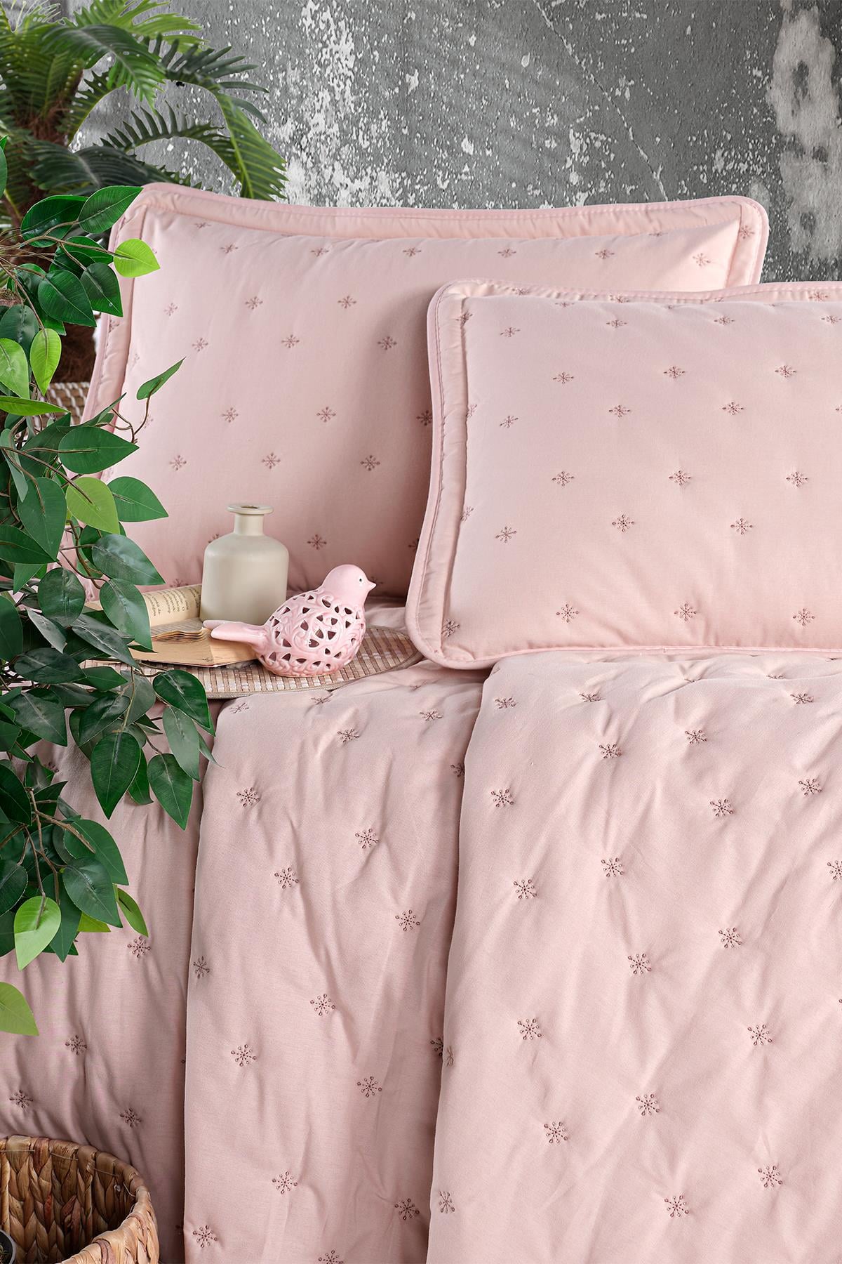 Clasy Nakışlı Microfiber Çift Kişilik Yatak Örtüsü Seti Aspendos V2 Pudra