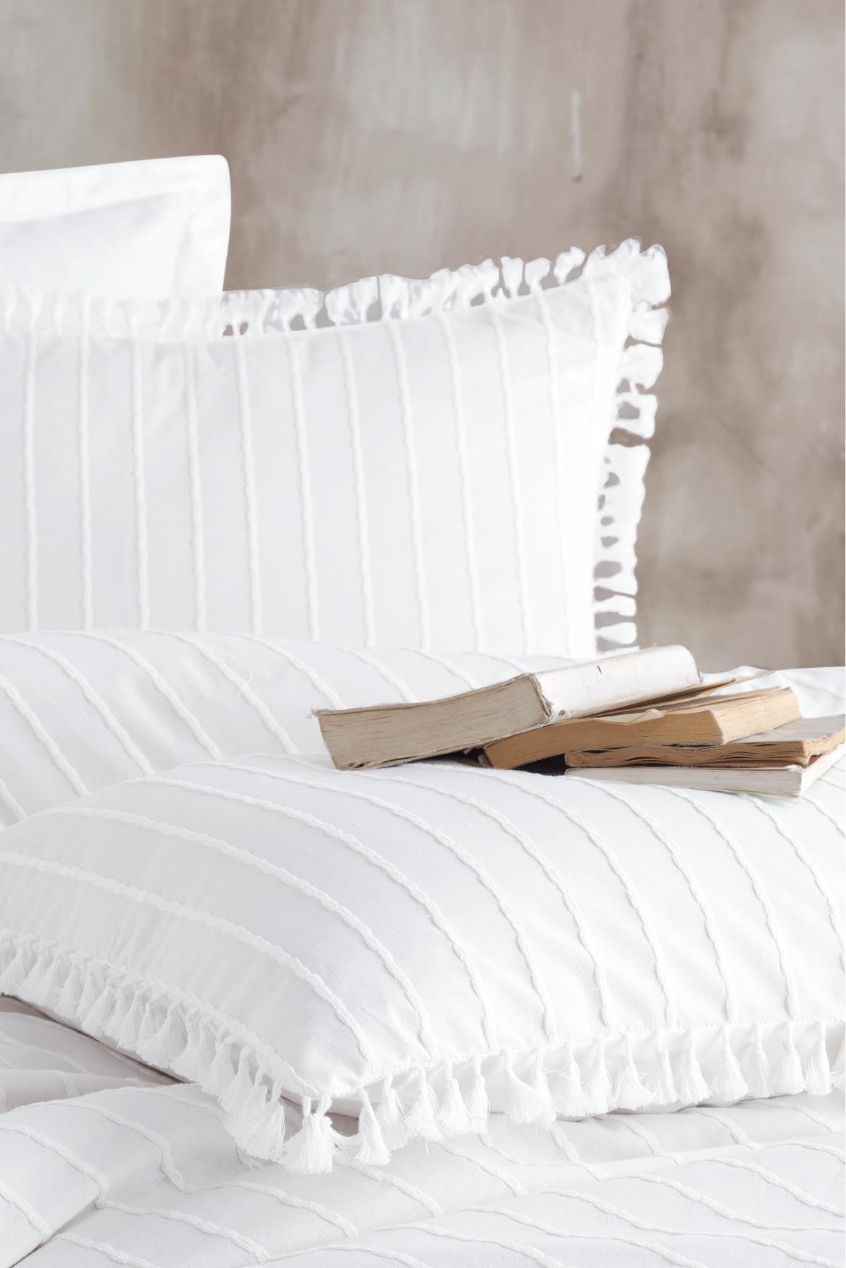 Nordqueen Ranforce %100 Pamuk Püsküllü Yastık Kılıfı 2'li 50x70 Cm Beyaz