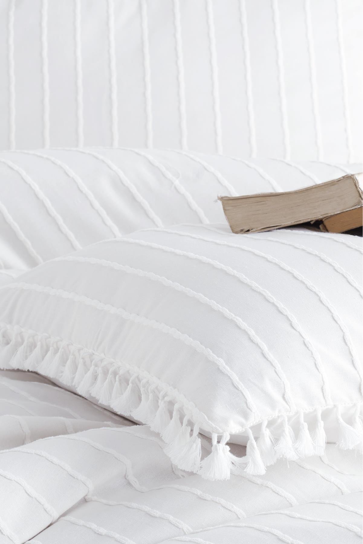 Nordqueen Ranforce %100 Pamuk Püsküllü Yastık Kılıfı 2'li 50x70 Cm Beyaz