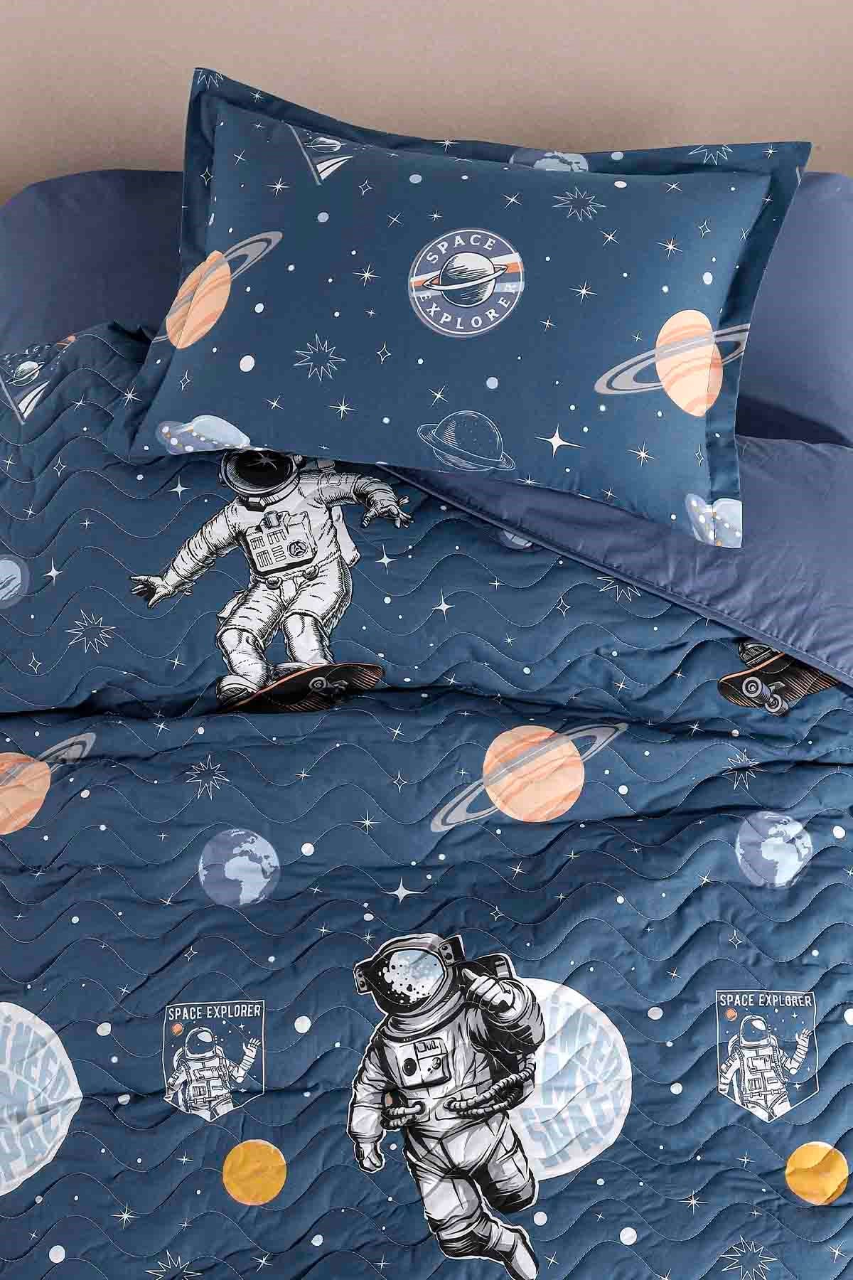 Nordqueen Ranforce %100 Pamuk Tek Kişilik Kapitoneli Dört Mevsim Pike Yatak Örtüsü Galaxy