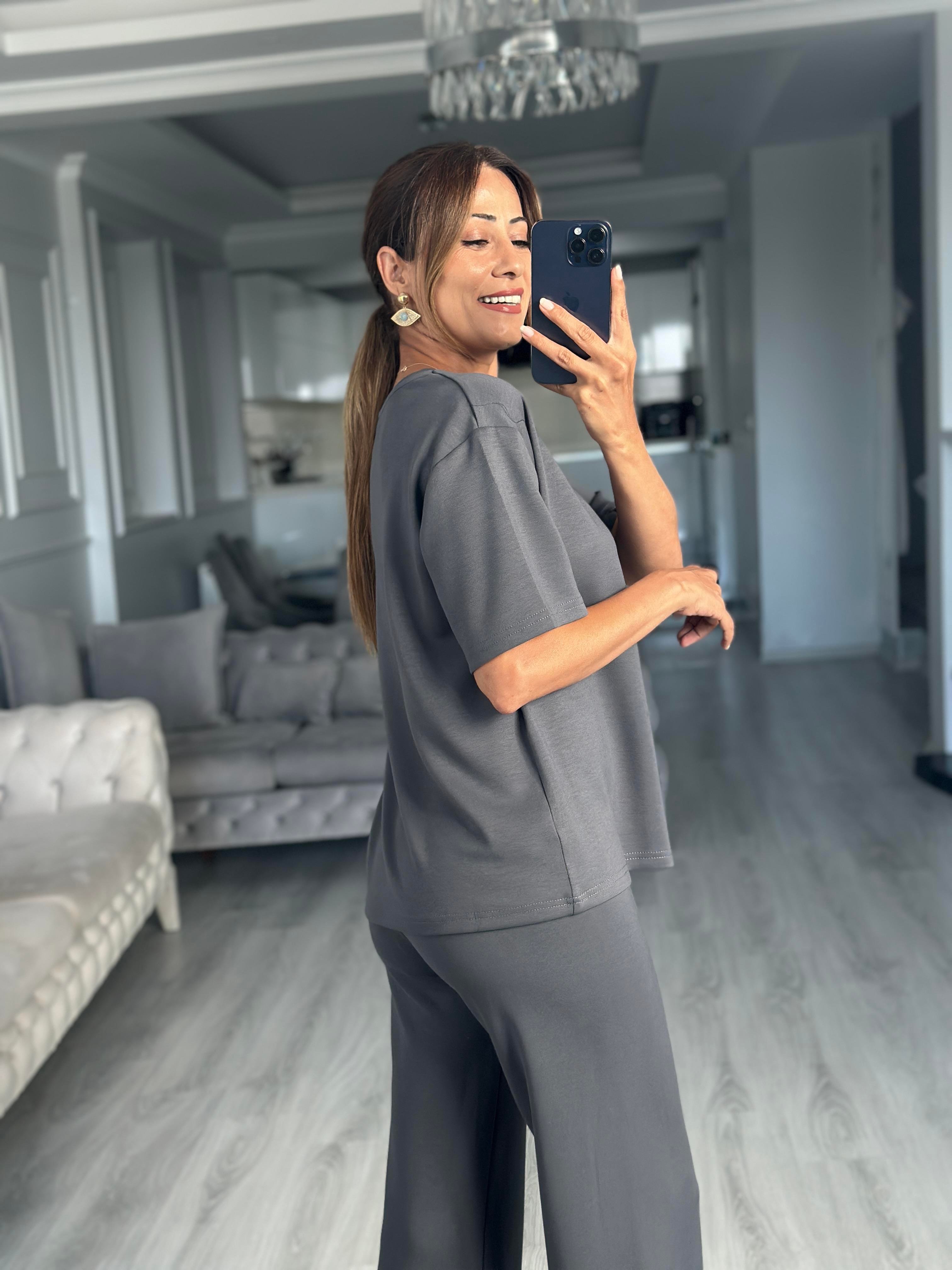 Antrasit İthal Kumaş T-Shirt Cepsiz Pantolon Kadın İkili Takımı