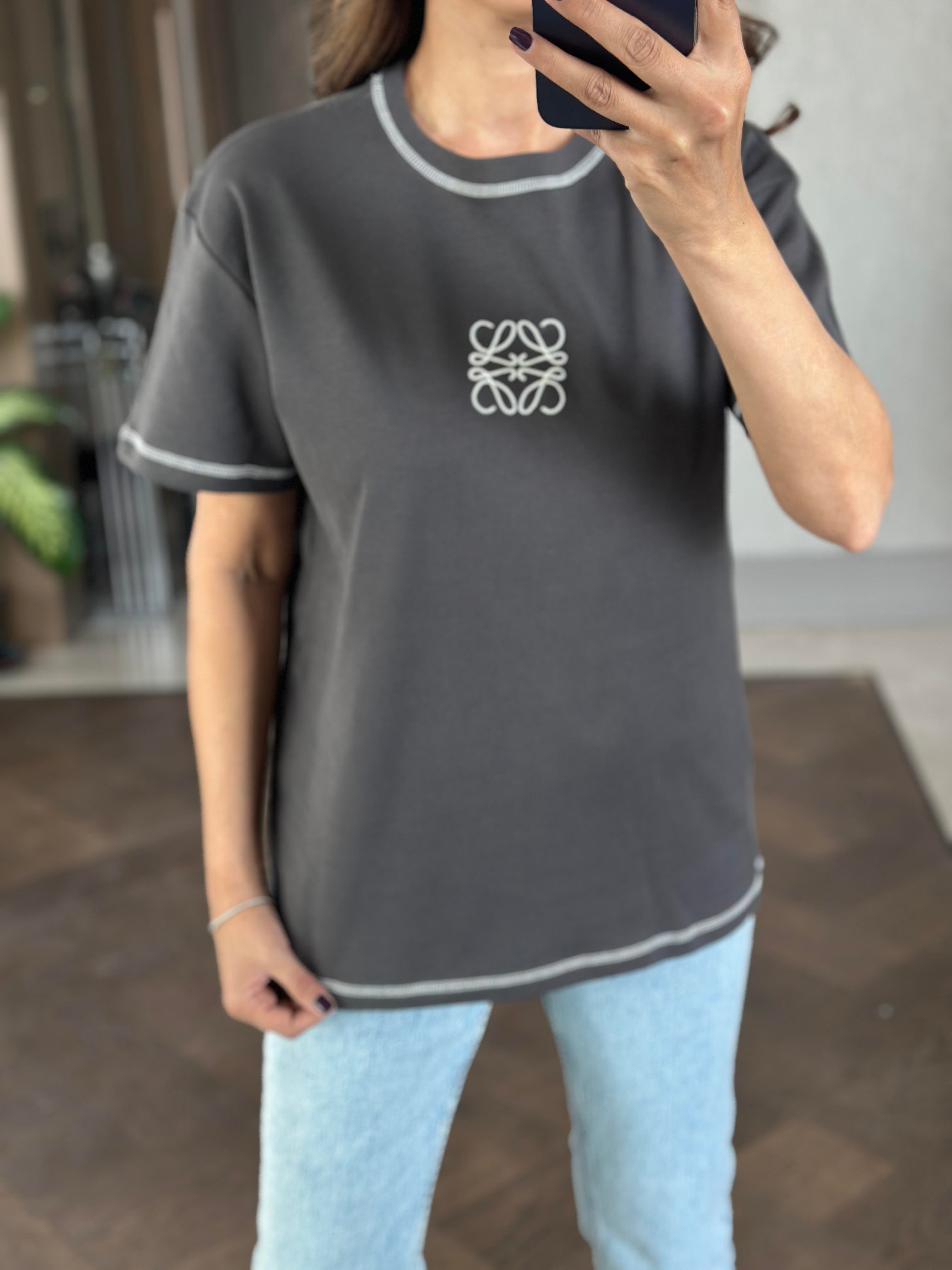Antrasit Marka Nakış Detay Bisiklet Yaka Kadın T-Shirt