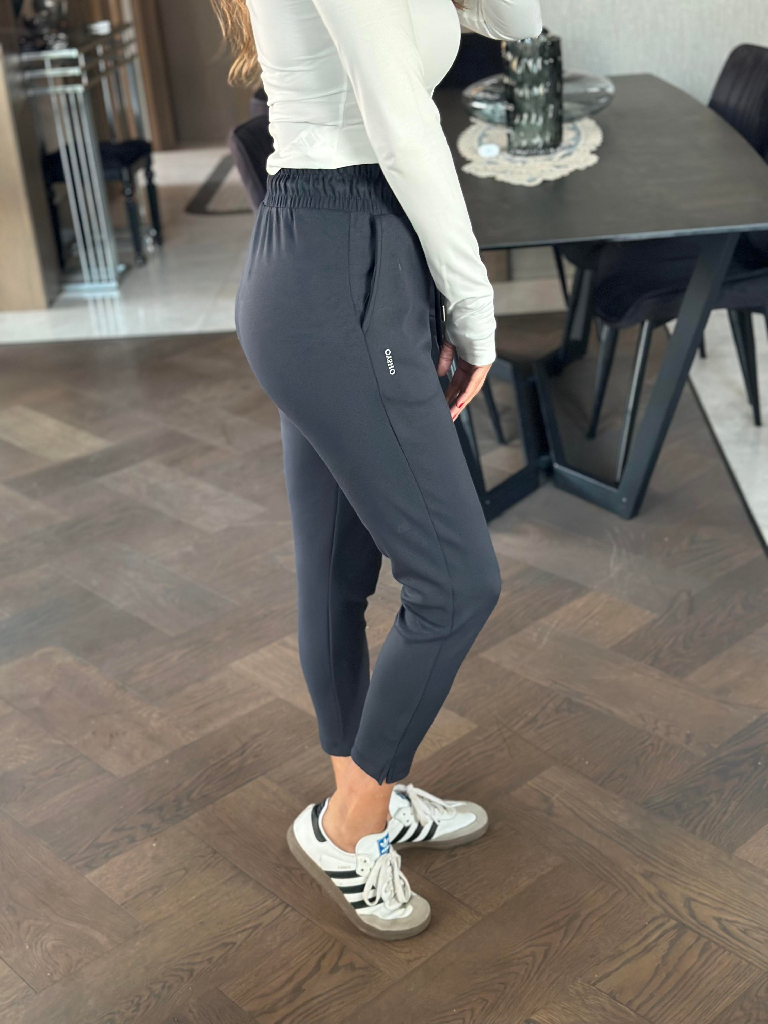 Antrasit Oysh Paçaları Minik Yırtmaçlı Cepli Kadın Eşofman Altı