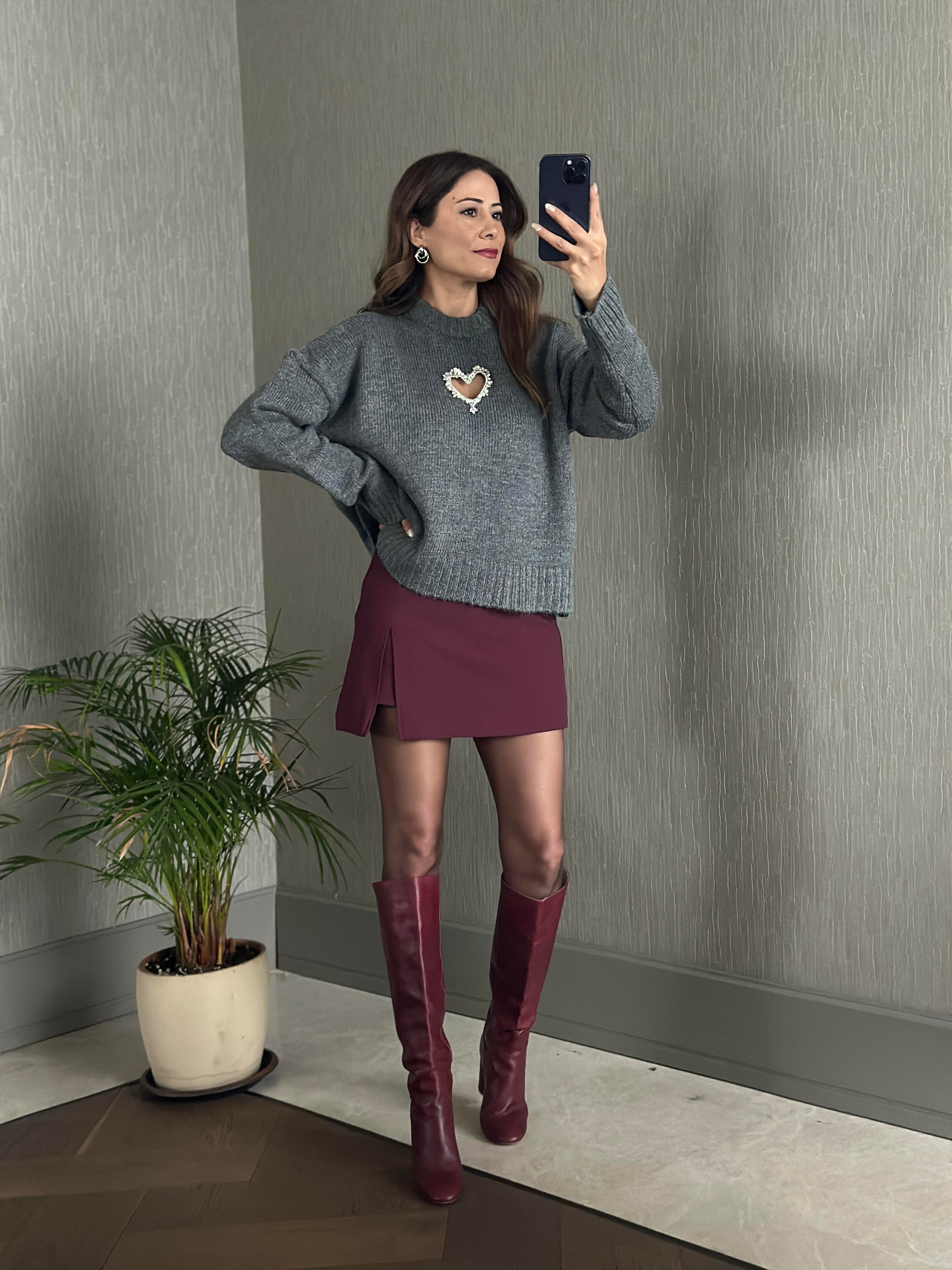 Antrasit Taş Kalp Dekolteli Bisiklet Yaka Kadın Triko Kazak