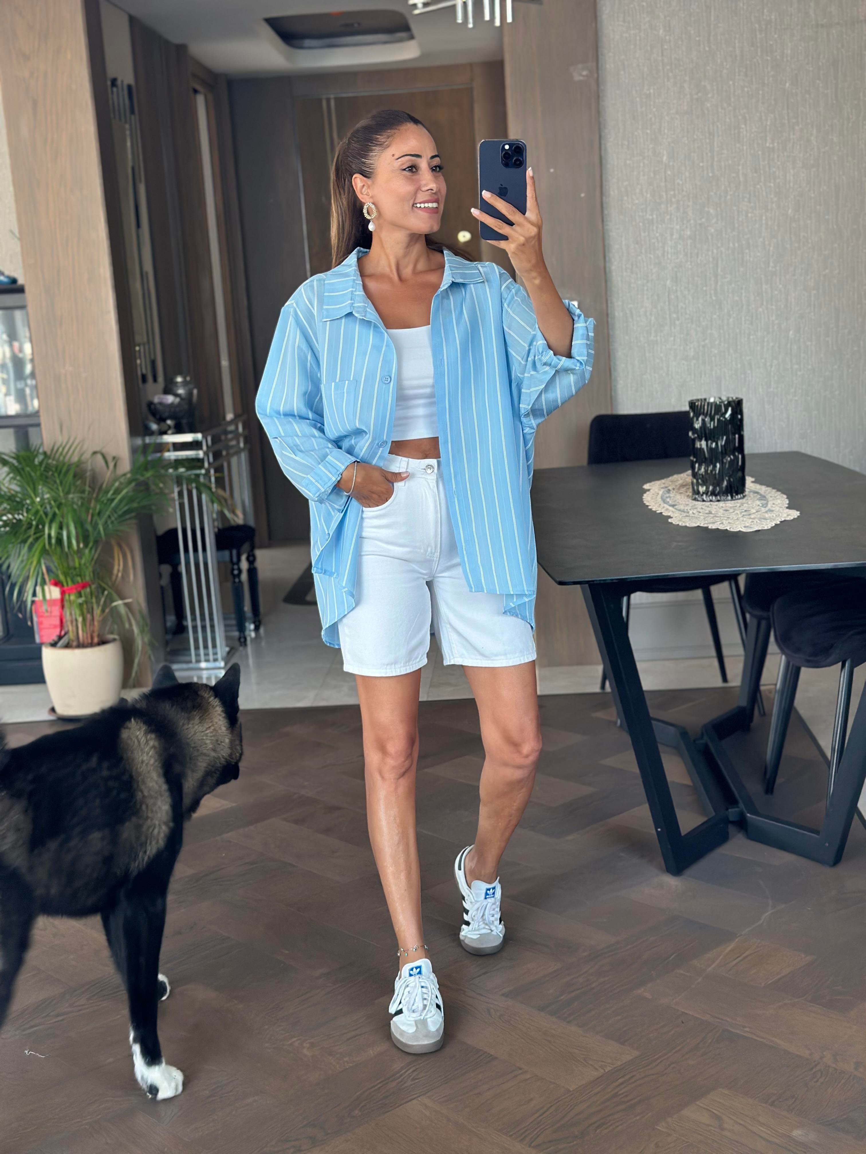 Bebe Mavi Çizgili Oversize Tek Cepli Kadın Gömlek