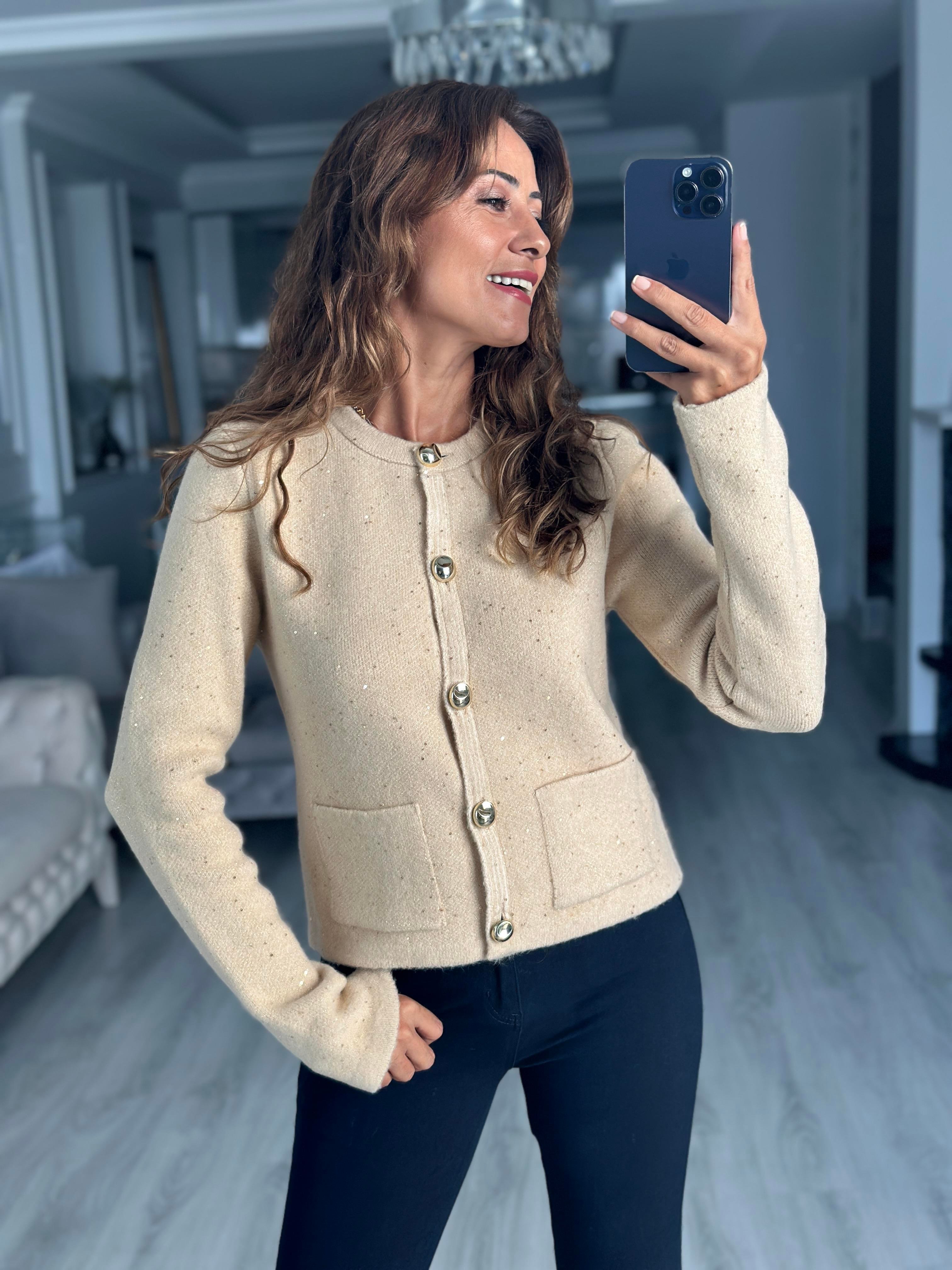 Bej Bisiklet Yaka Düğmeli Pullu Kadın Triko Hırka