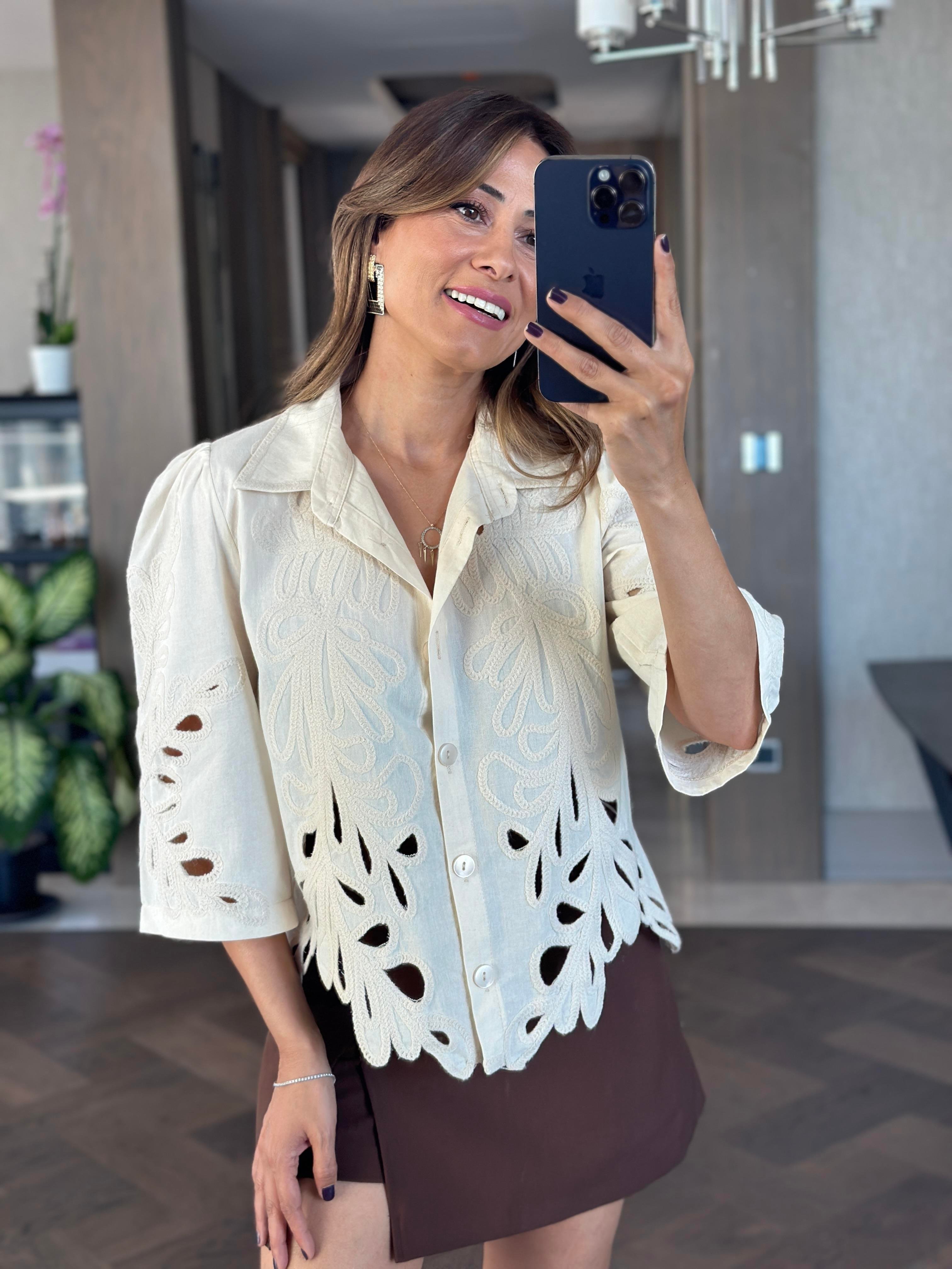 Bej Fakir Kol Fisto Nakışlı Keten Kadın Gömlek