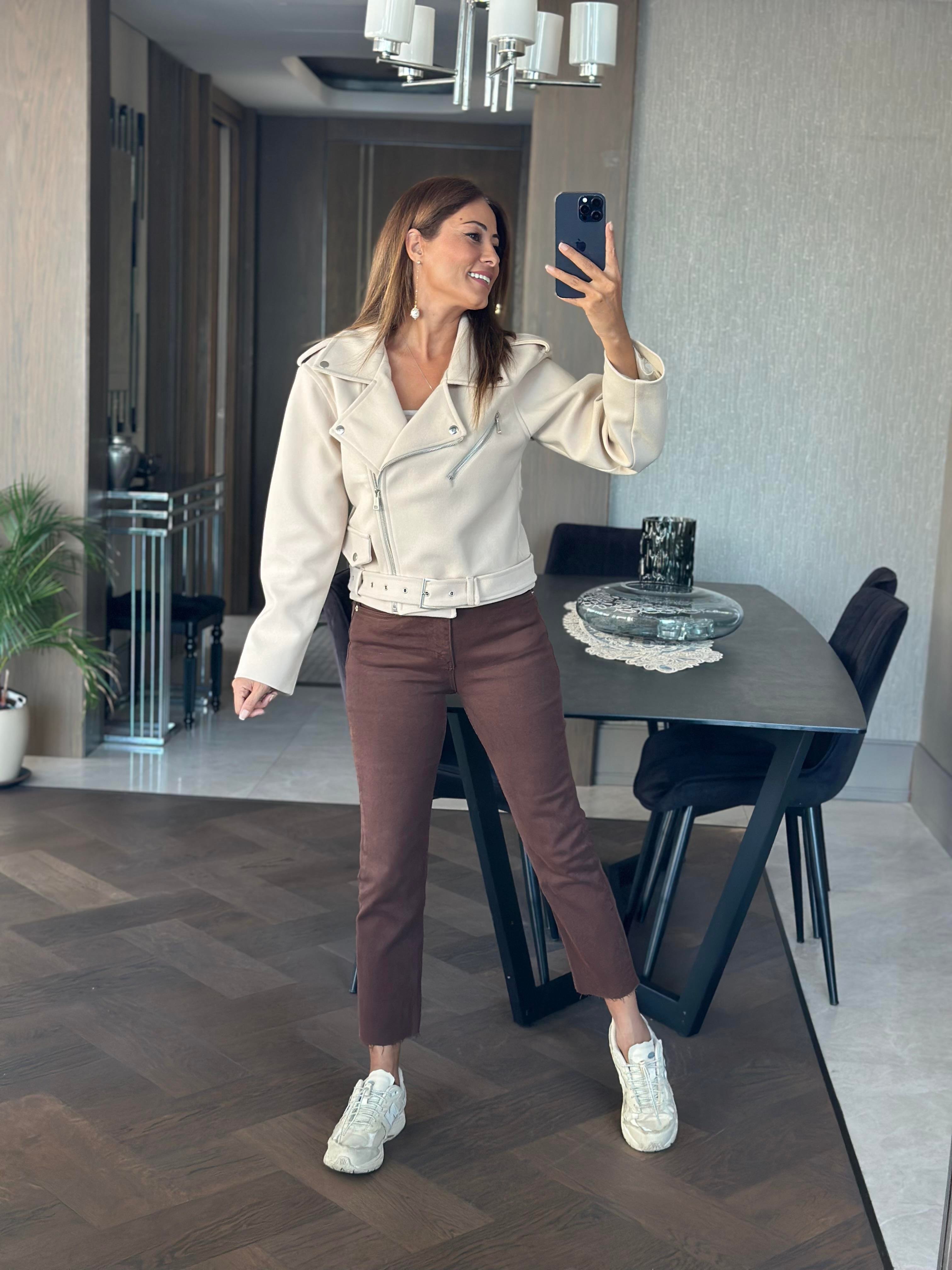 Bej Fermuarlı Motorcu Kısa Kadın Kaşe Ceket