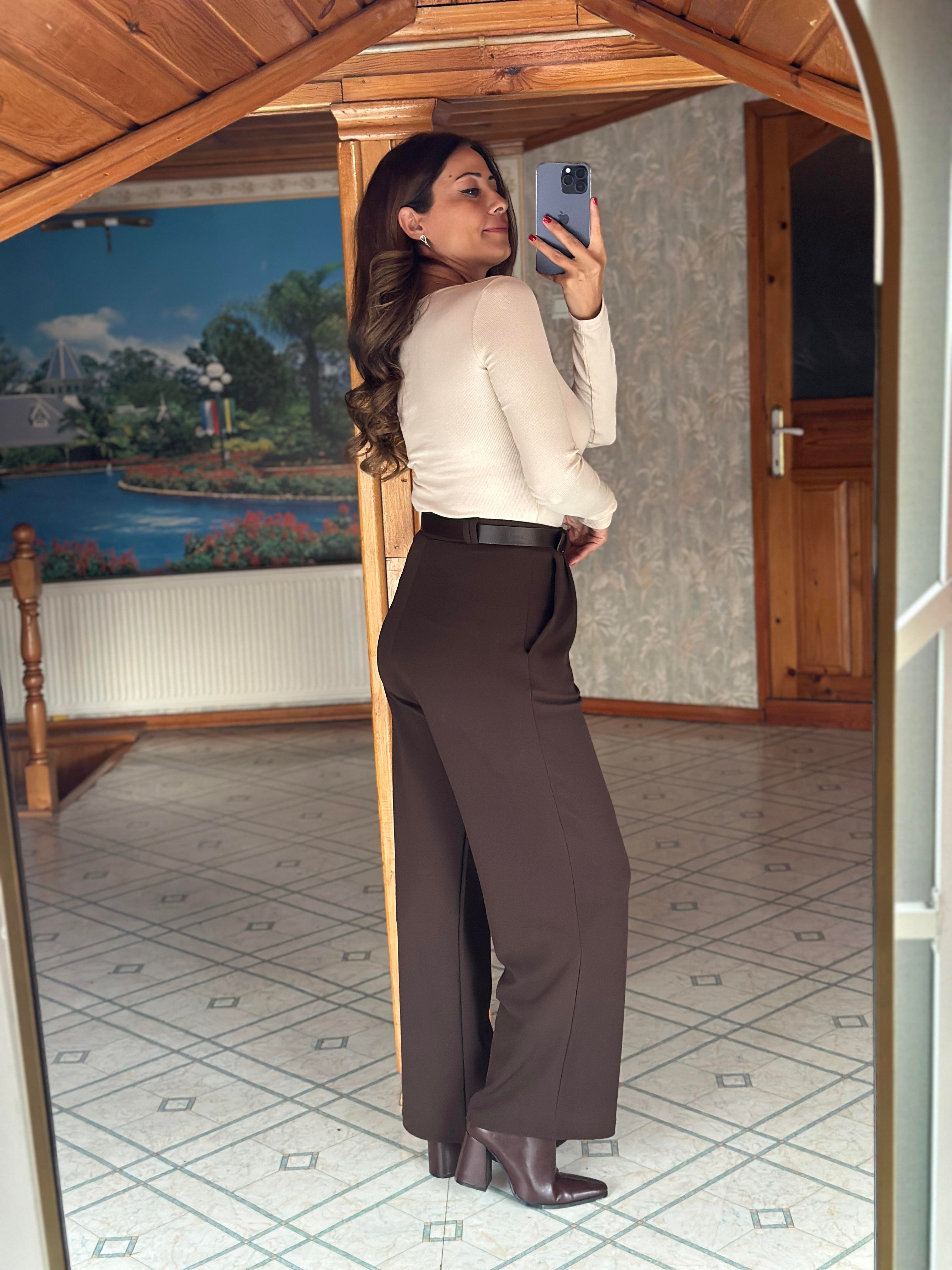 Bej Gizli V Demirli Uzun Kollu Kaşkorse Kadın Body