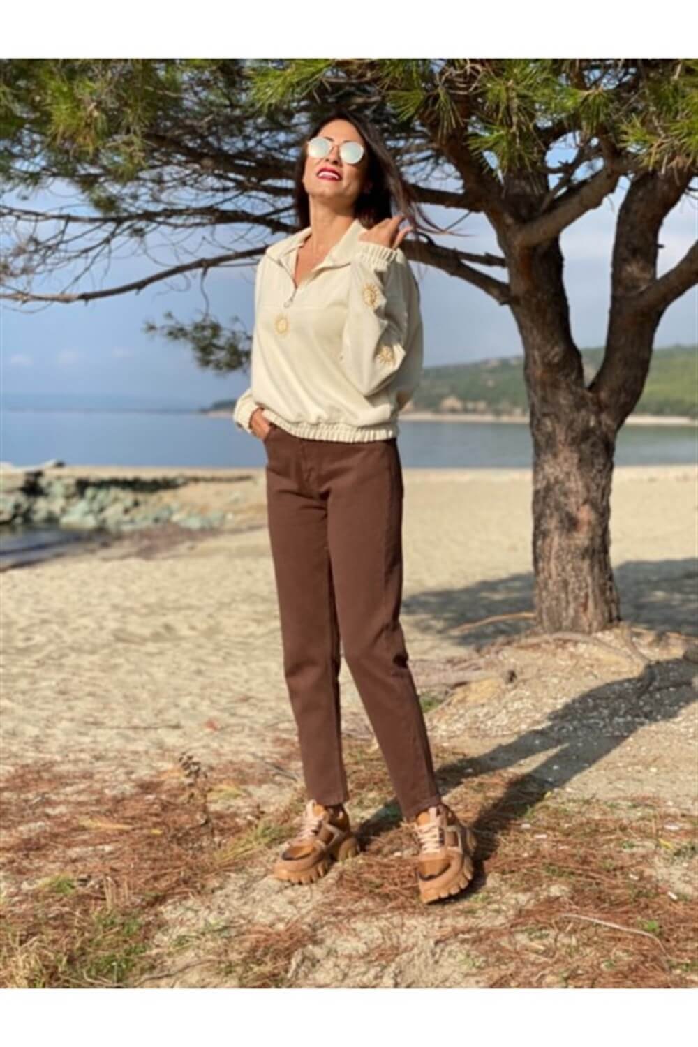 Bej Güneş Nakışlı Sweatshirt 