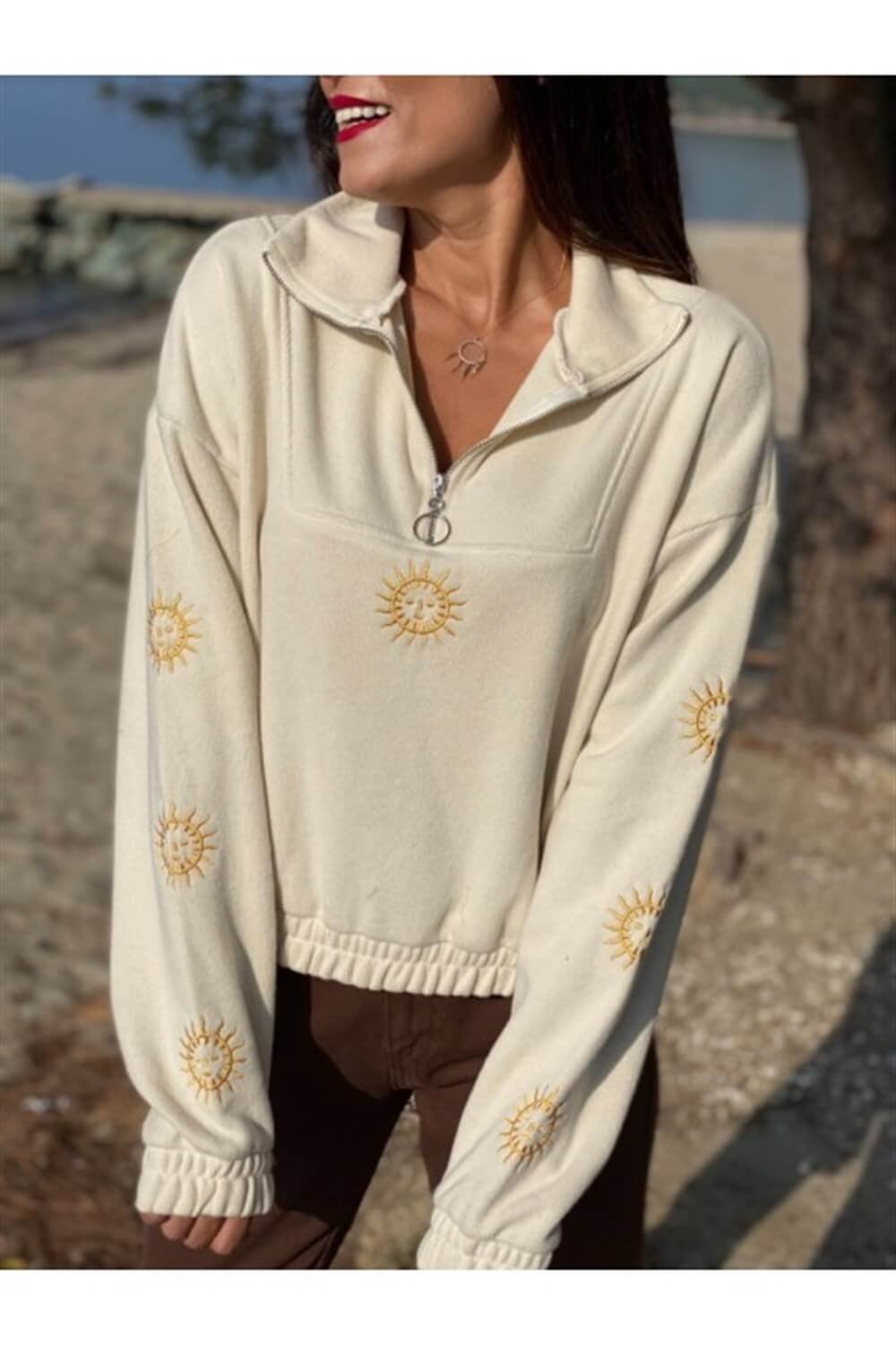 Bej Güneş Nakışlı Sweatshirt 