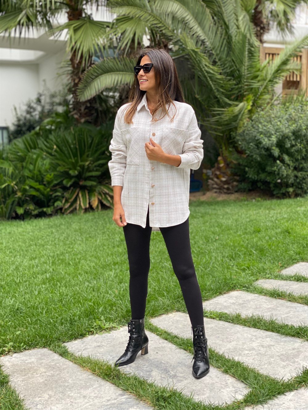 Bej İki Cepli Oversize Tüvit Gömlek