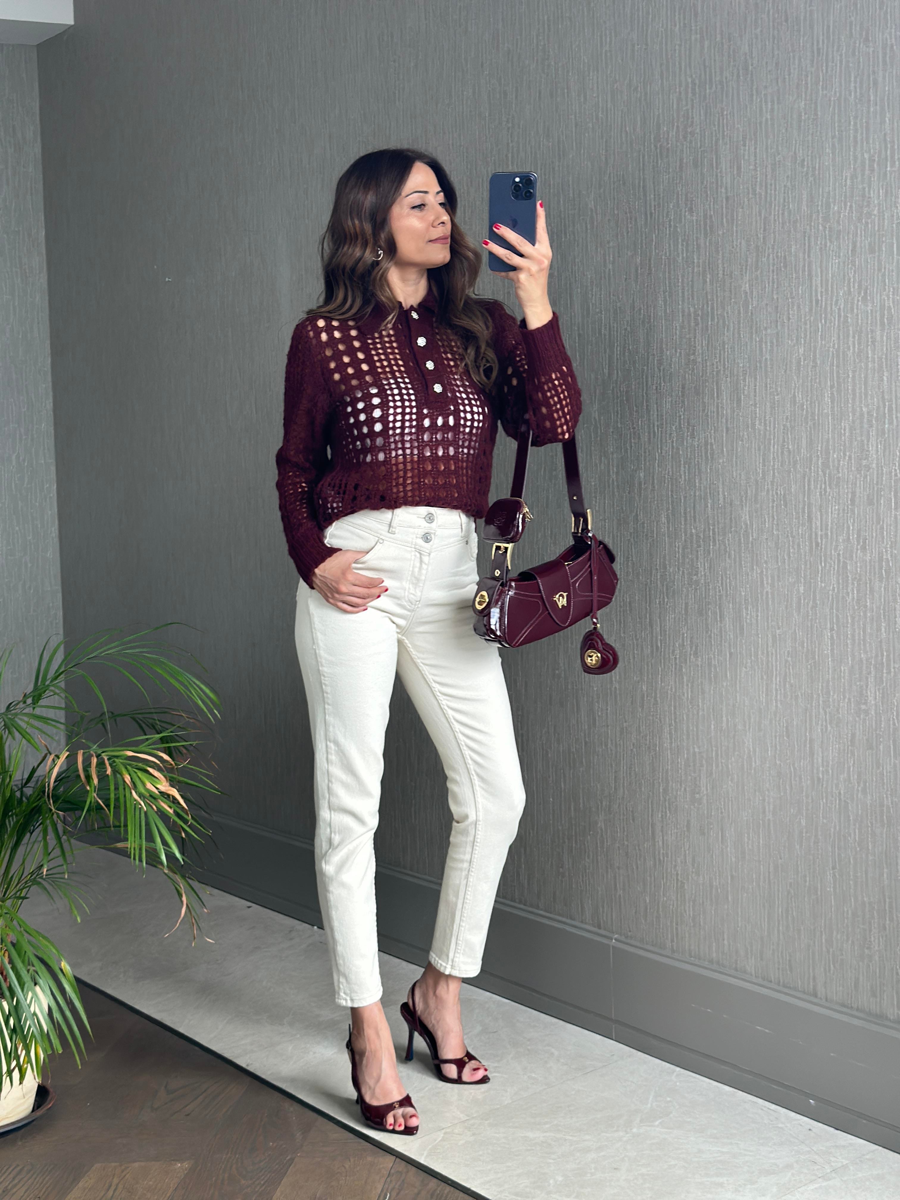Bej Karol Naturel İki Düğmeli Mom Fit Kadın Jean Pantolon