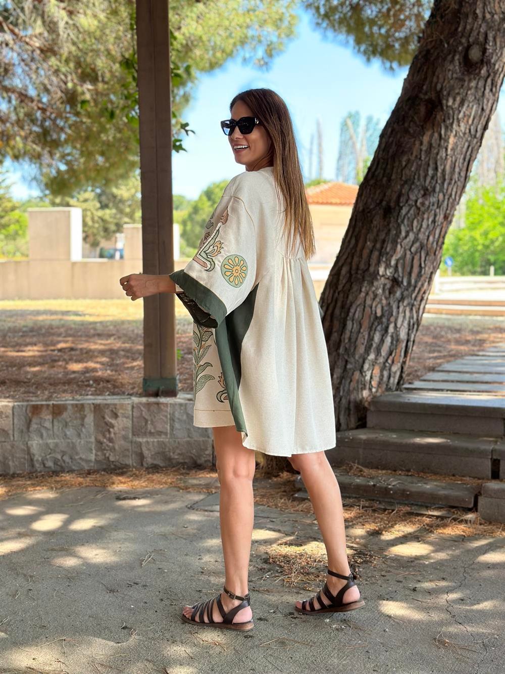 Bej Nakış İşlemeli Marka Model Kadın Elbise