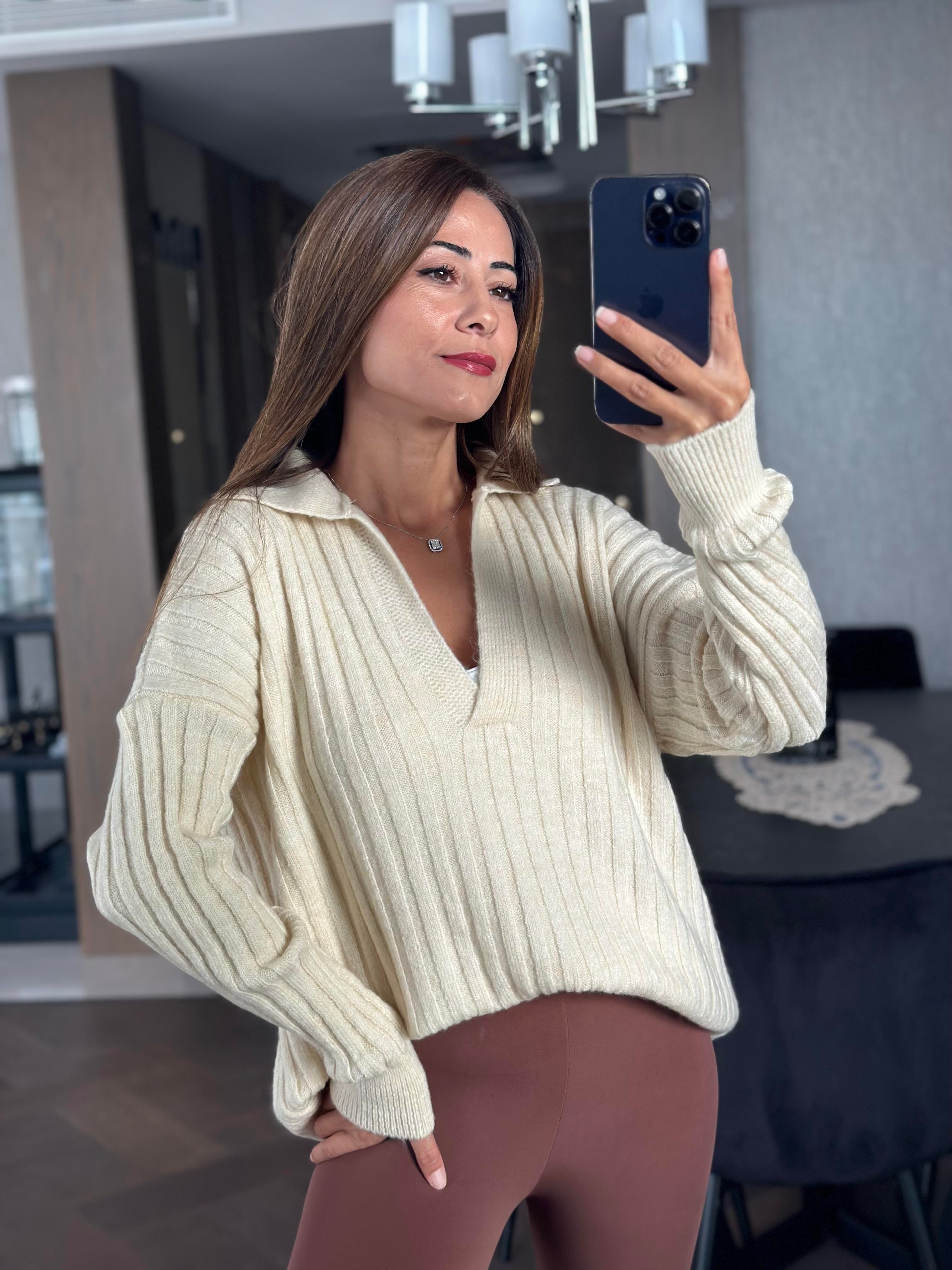 Bej Polo Yaka Fitilli Salaş Kadın Kazak