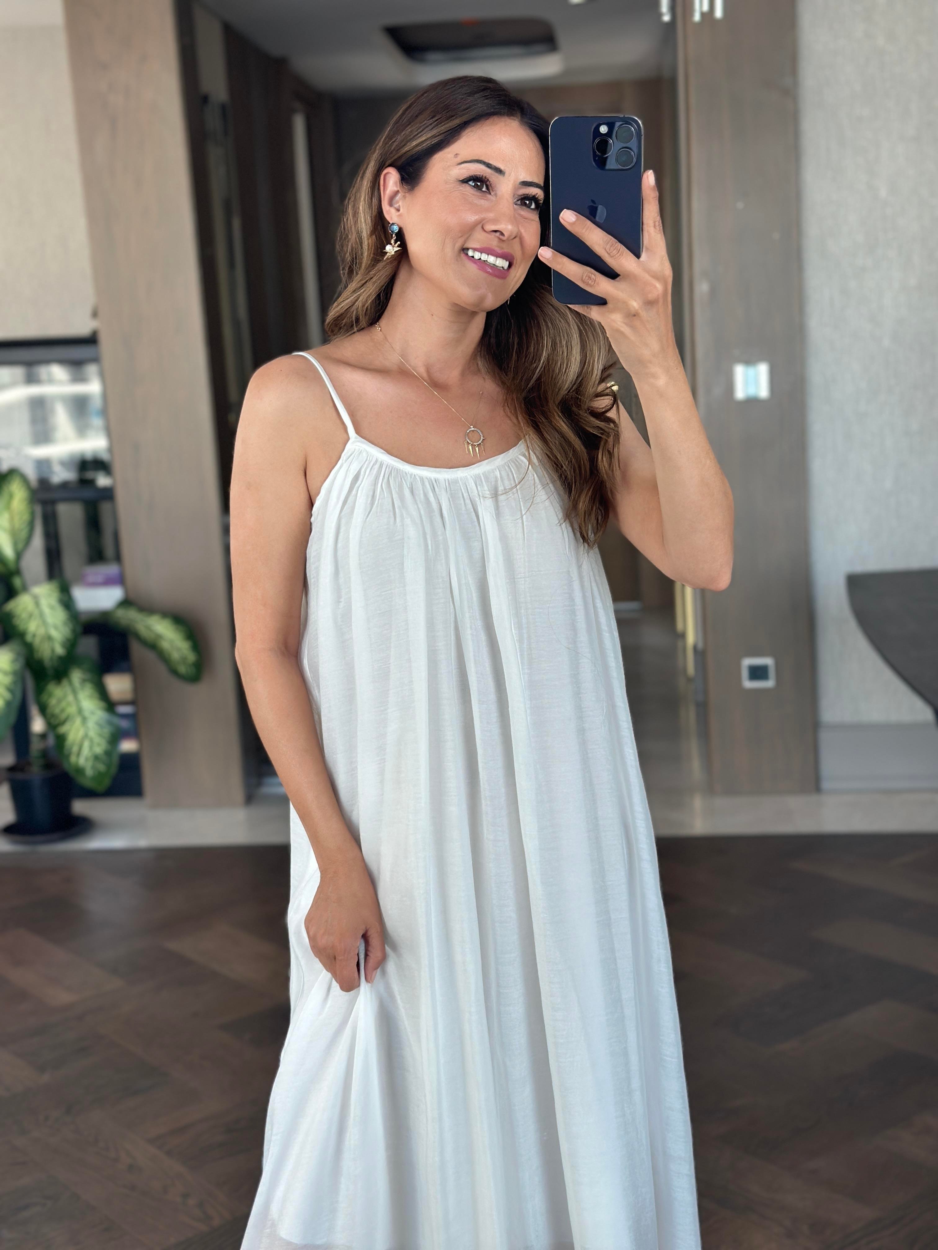 Beyaz Ayarlanabilir Askılı Astarlı Salaş Maksi Boy Kadın Elbise