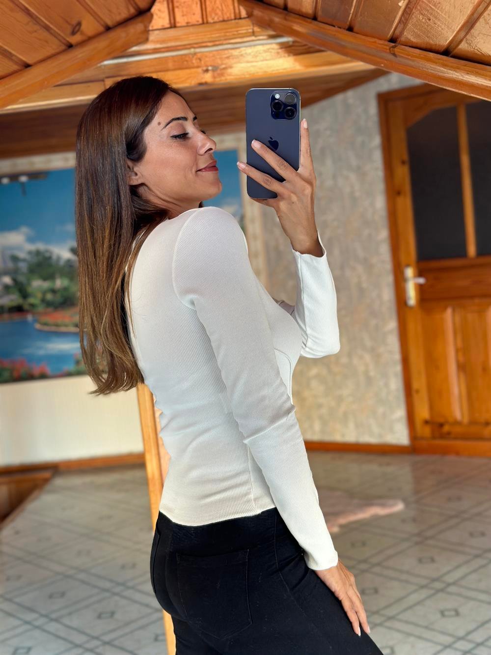 Beyaz Bisiklet Yaka Uzun Kol Dikiş Detay Kadın Bluz
