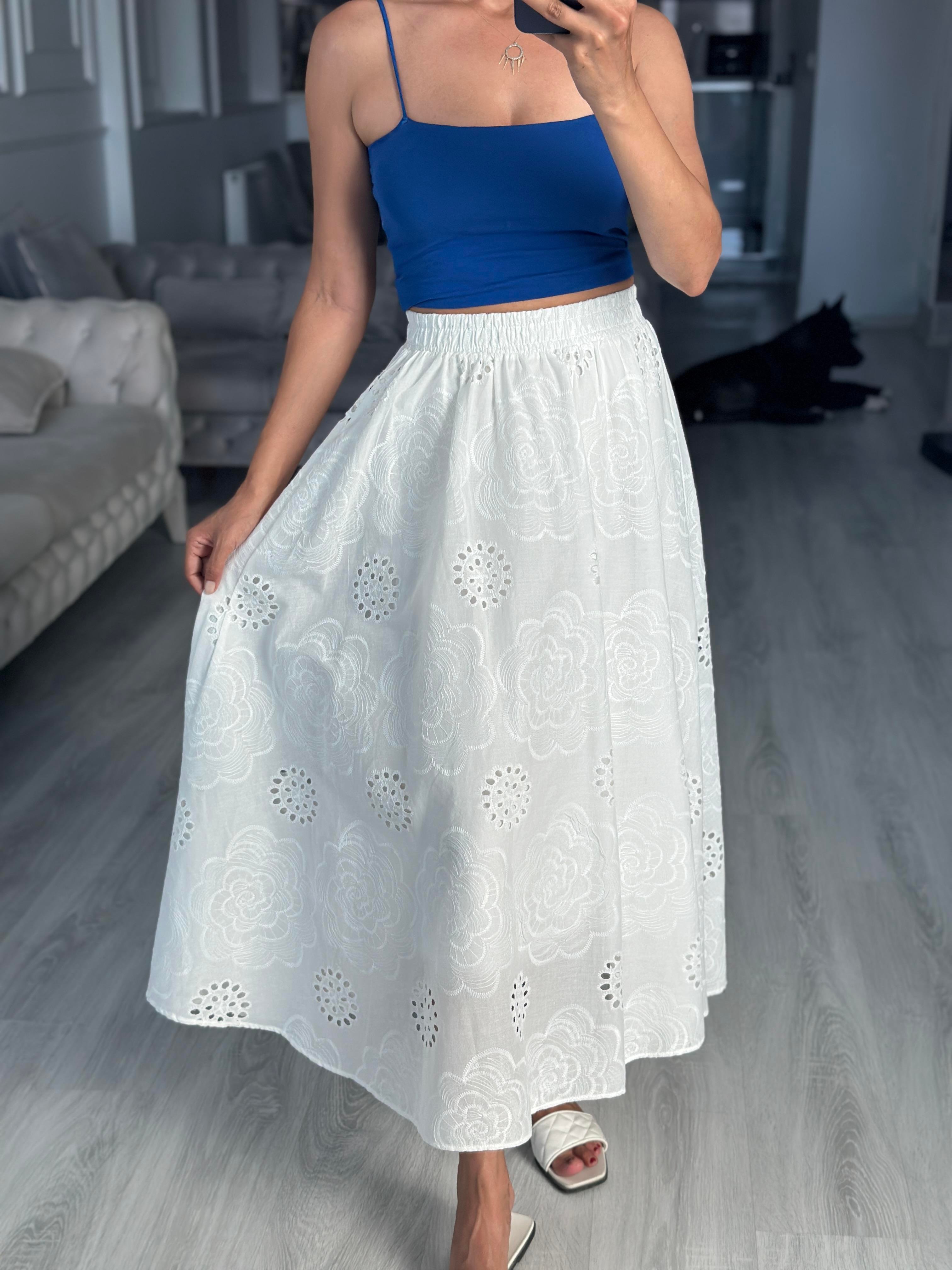 Beyaz Çiçek Nakışlı Fisto Midi Boy Kadın Etek