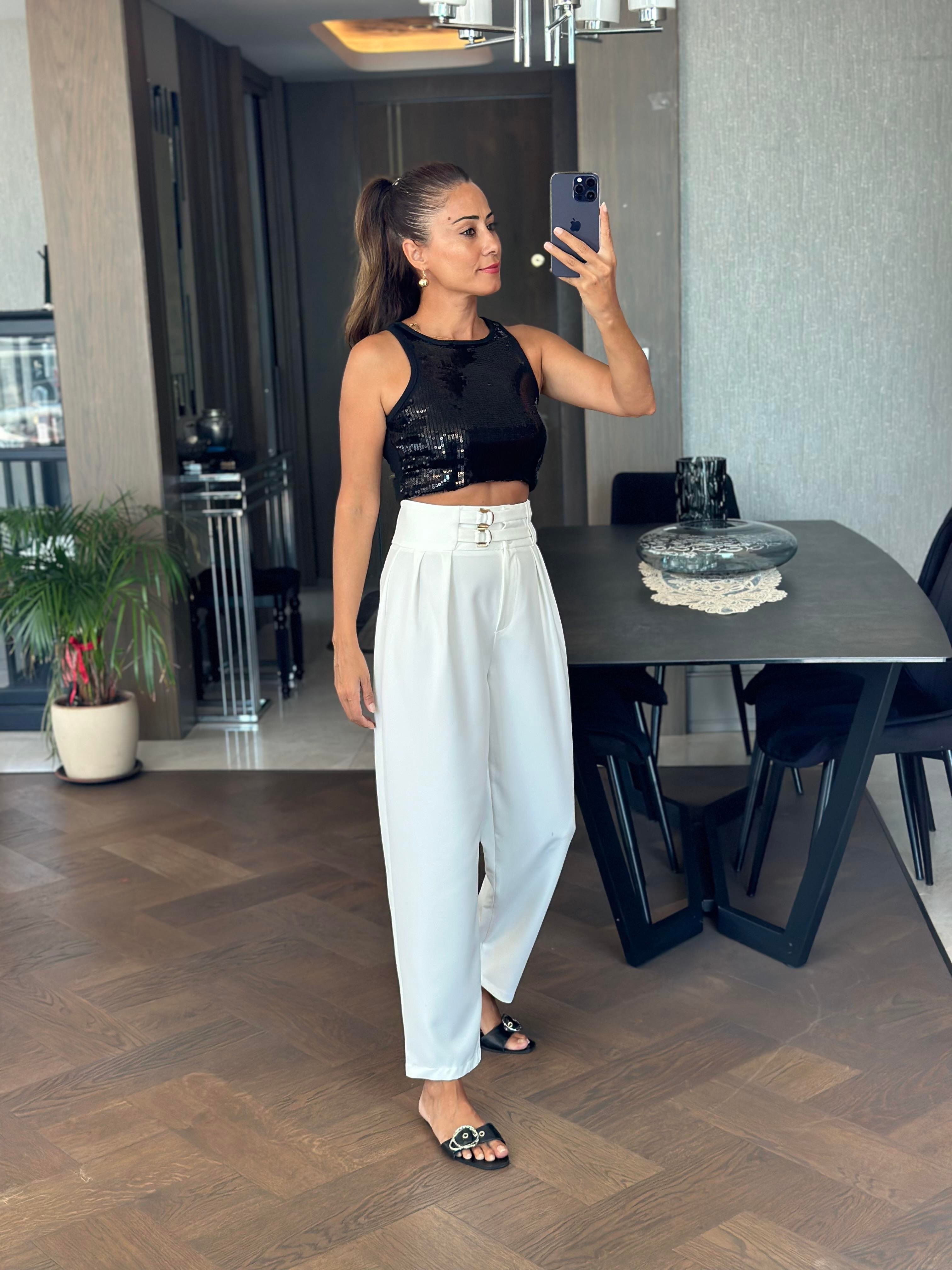 Beyaz Ekstra Yüksek Bel Tokalı Marka Model Kadın Pantolon