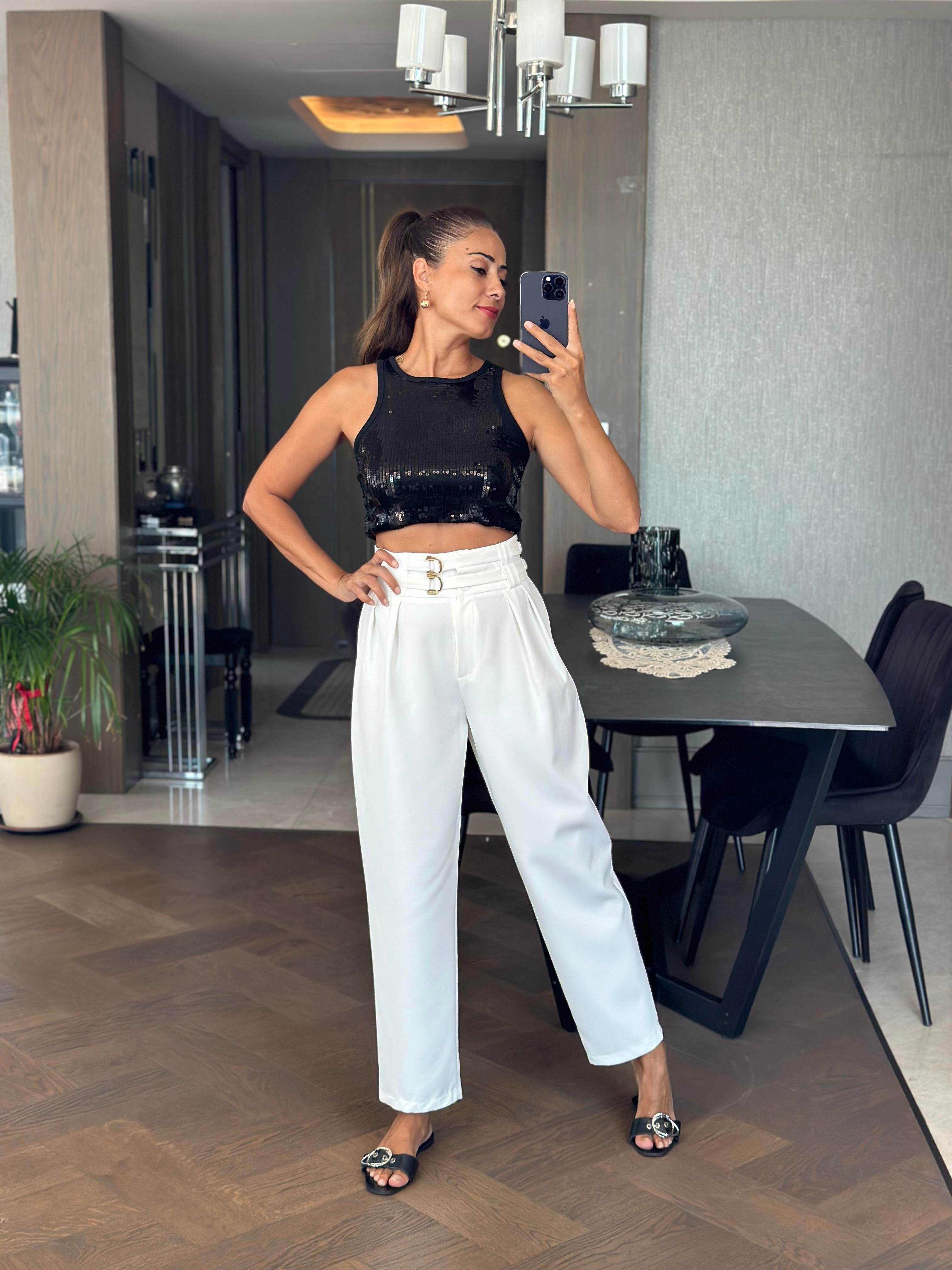 Beyaz Ekstra Yüksek Bel Tokalı Marka Model Kadın Pantolon