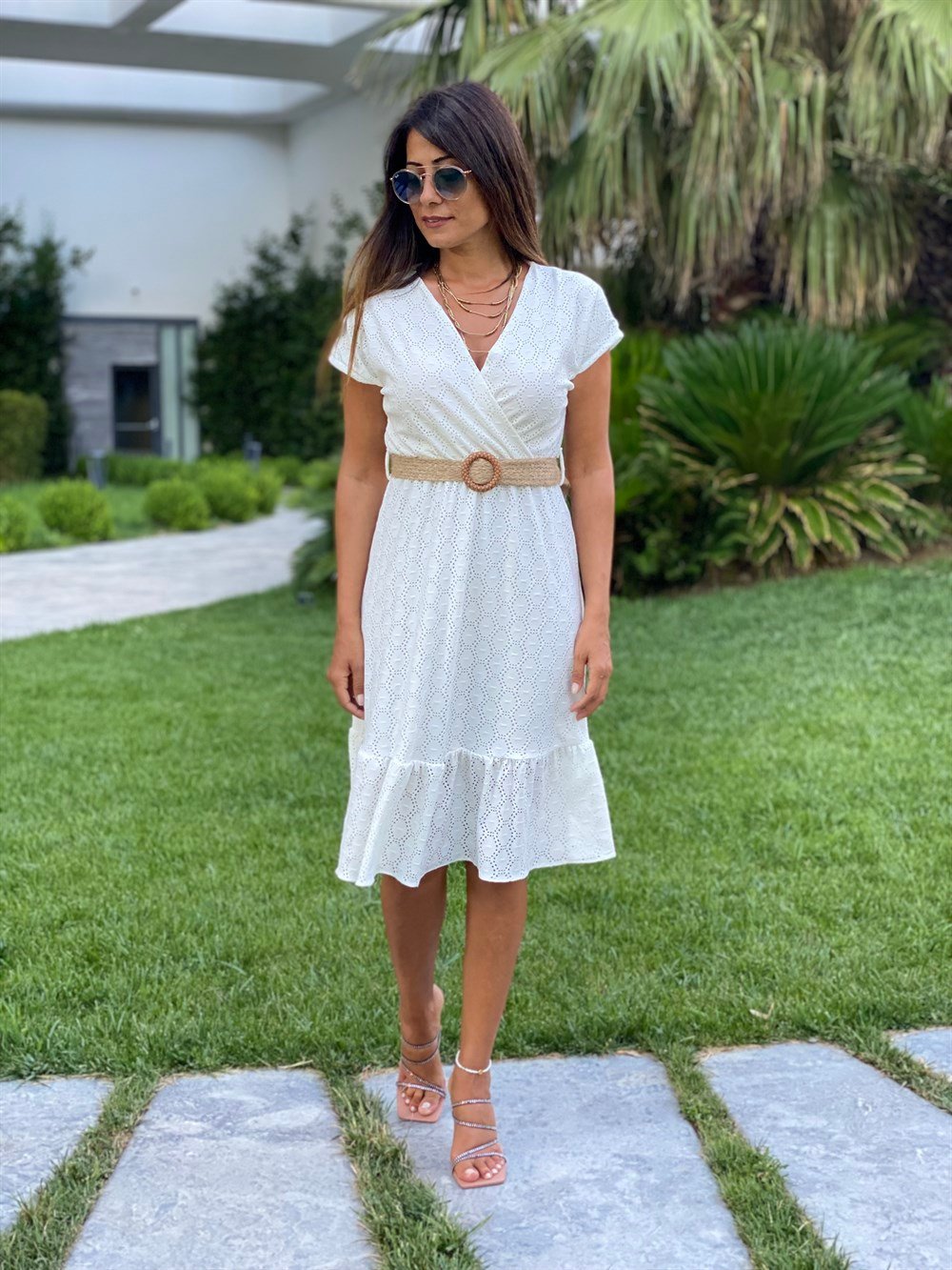 Beyaz Hasır Kemerli Anvelop Örme Brode Kadın Elbise