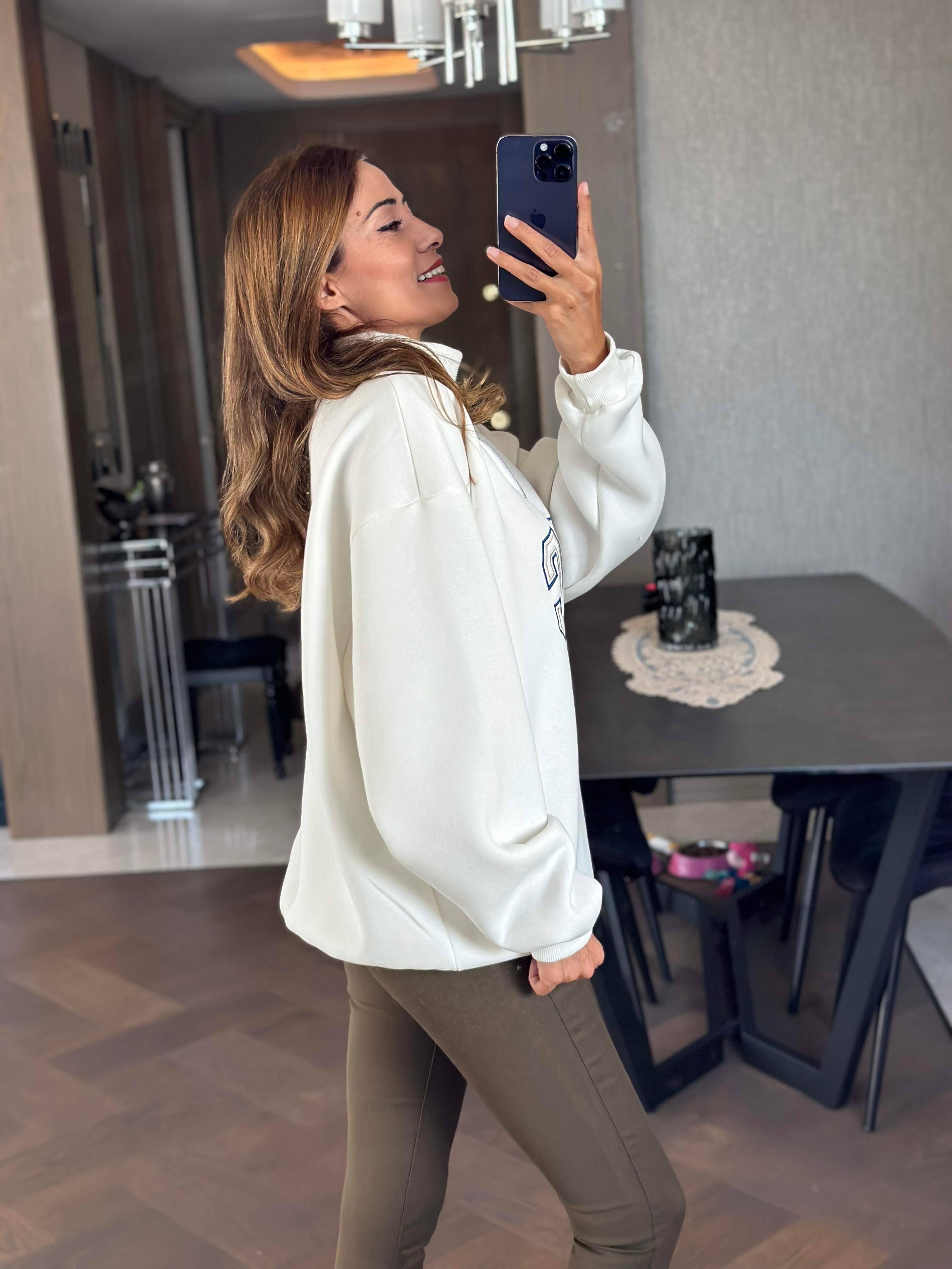 Beyaz Yarım Fermuarlı NYC Baskılı Kadın Sweatshirt