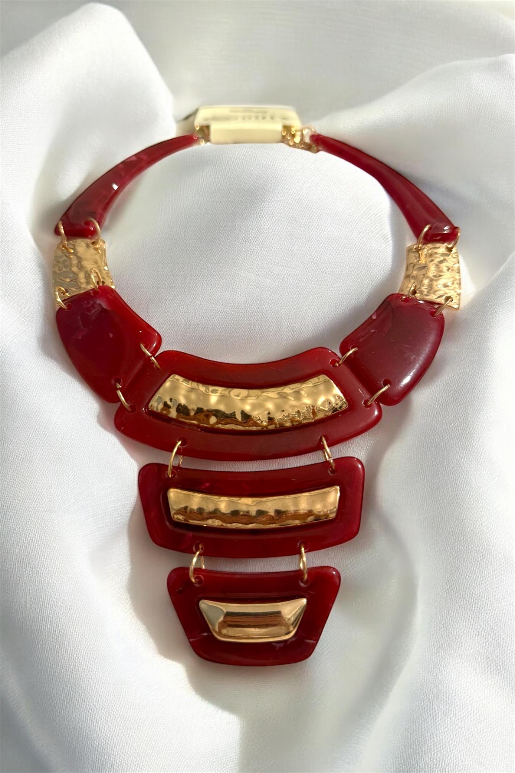 Bordo Ezme Plaka Detaylı Kadın Kolye