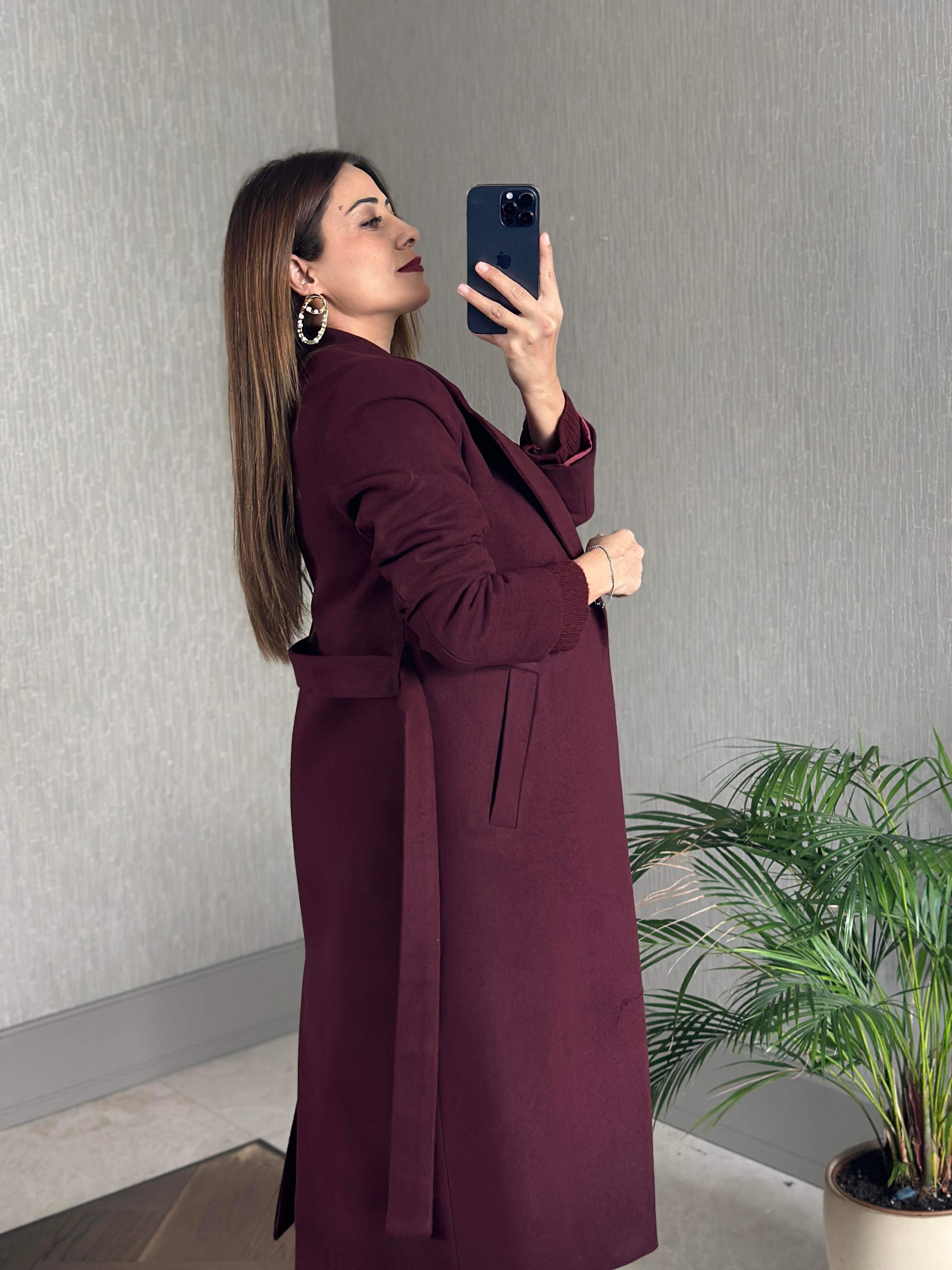 Bordo Kuşaklı Kesik Yaka Kaşe Kadın Kaban