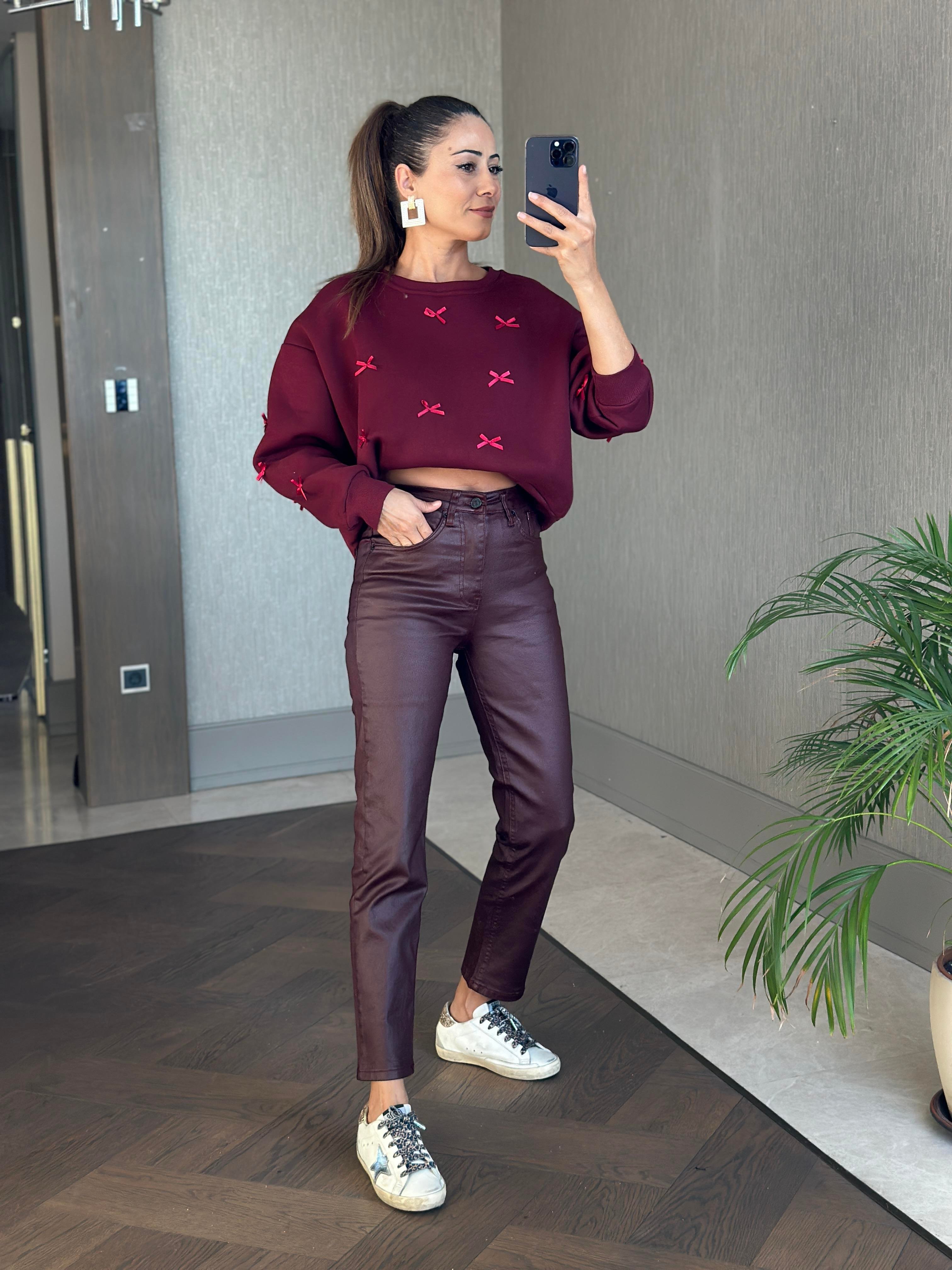 Bordo Mumlu Paçası Dikişli Marka Model Kadın Jean Pantolon