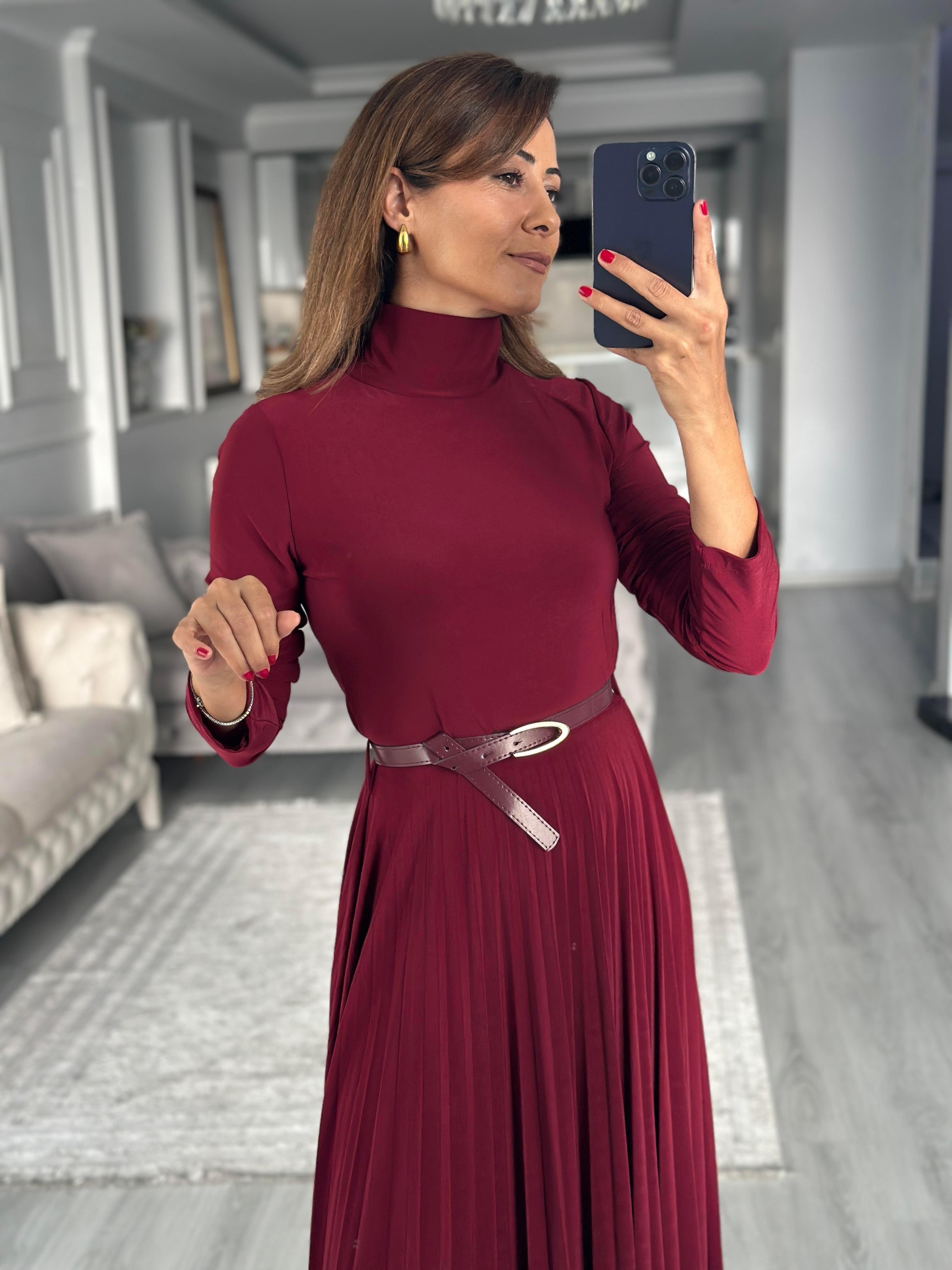Bordo Yarım Balıkçı Kemerli Piliseli Midi Boy Kadın Elbise