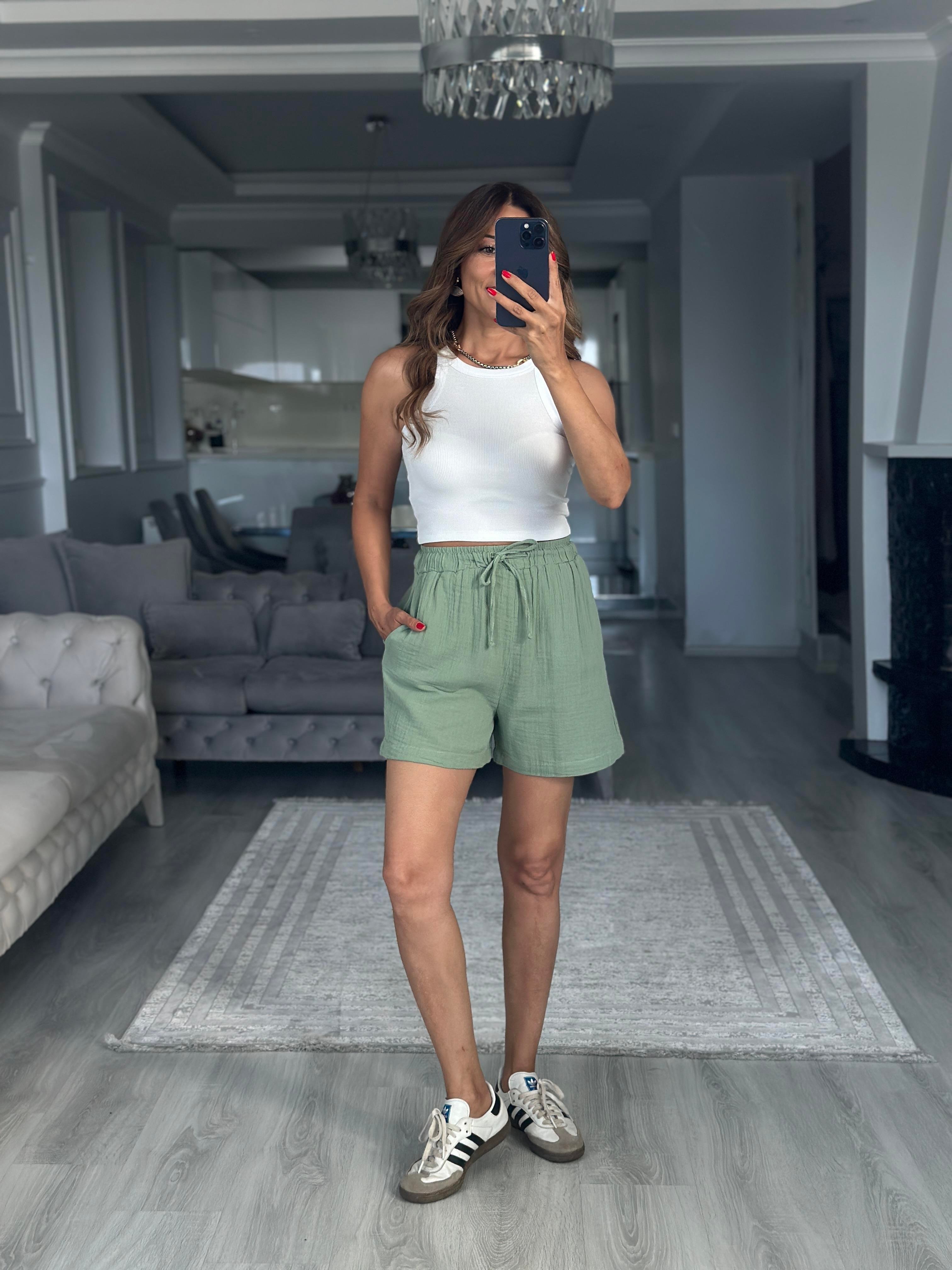 Çağla Beli Lastikli Müslin Kumaş Kadın Şort