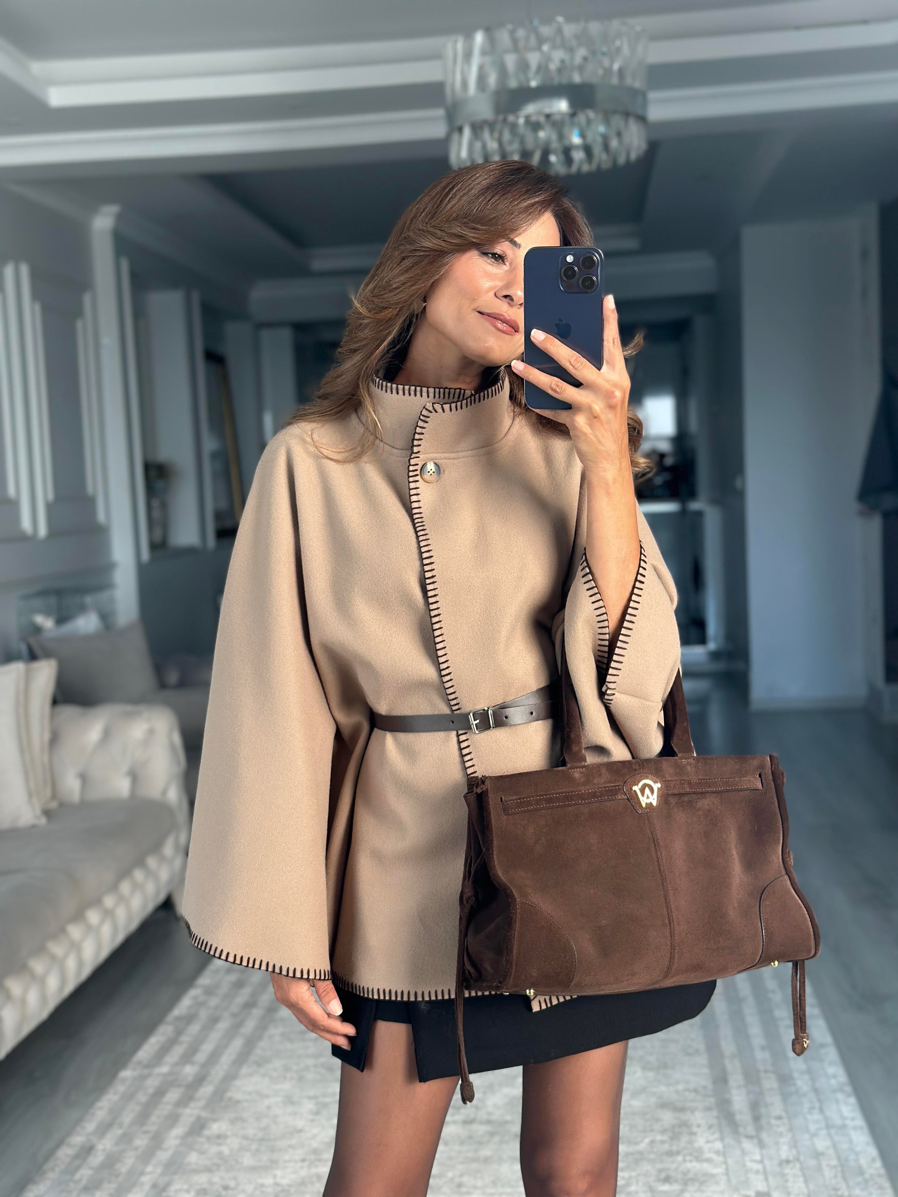 Camel Çoban Dikişli Dik Yaka Kemerli Kadın Kaşe Panço