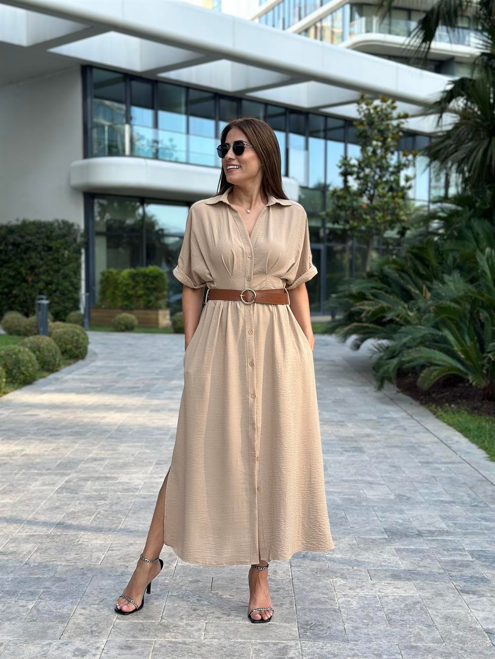 Camel Ön Ve Arka Pileli Kısa Kol Kemerli Kadın Gömlek Elbise